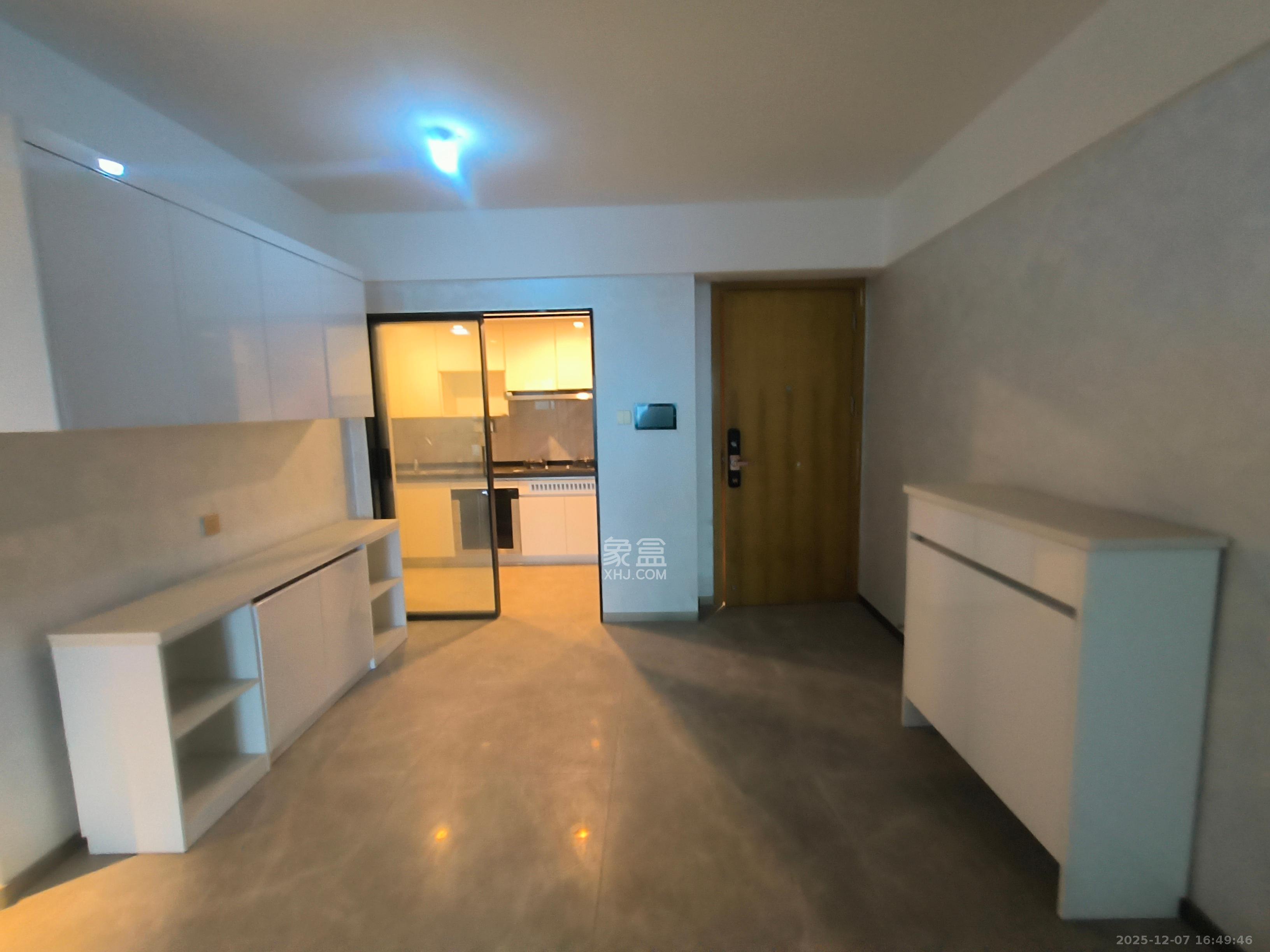 时代倾城四期  2室2厅1卫    1600.0元/月