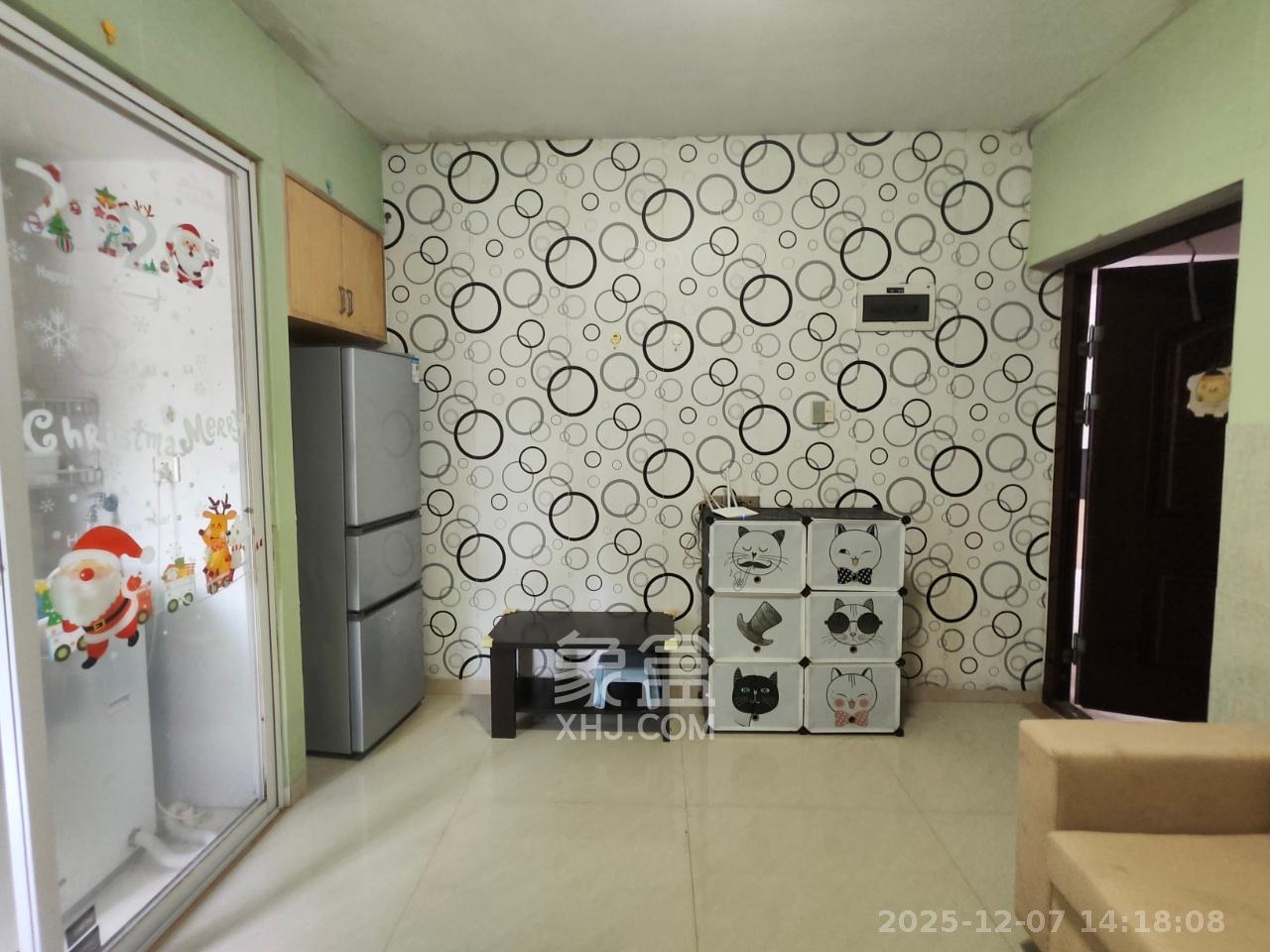 麓江春  1室1厅1卫    1500.0元/月室内图