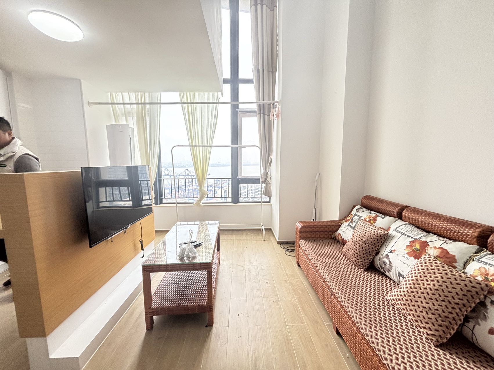 保利中央海岸三期熙园  2室2厅2卫    2500.0元/月