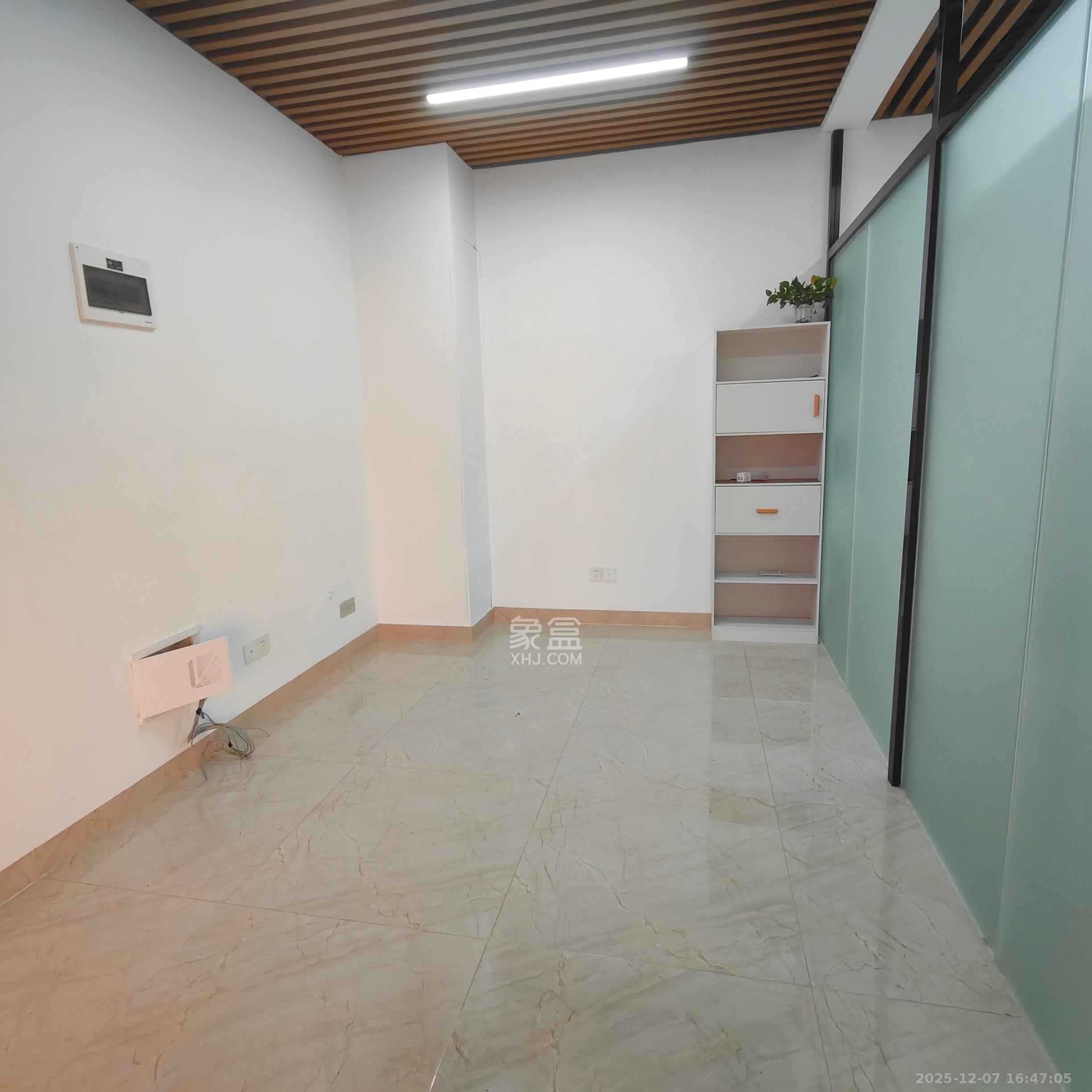 长城万悦汇   75.0㎡      2600.0元/月室内图