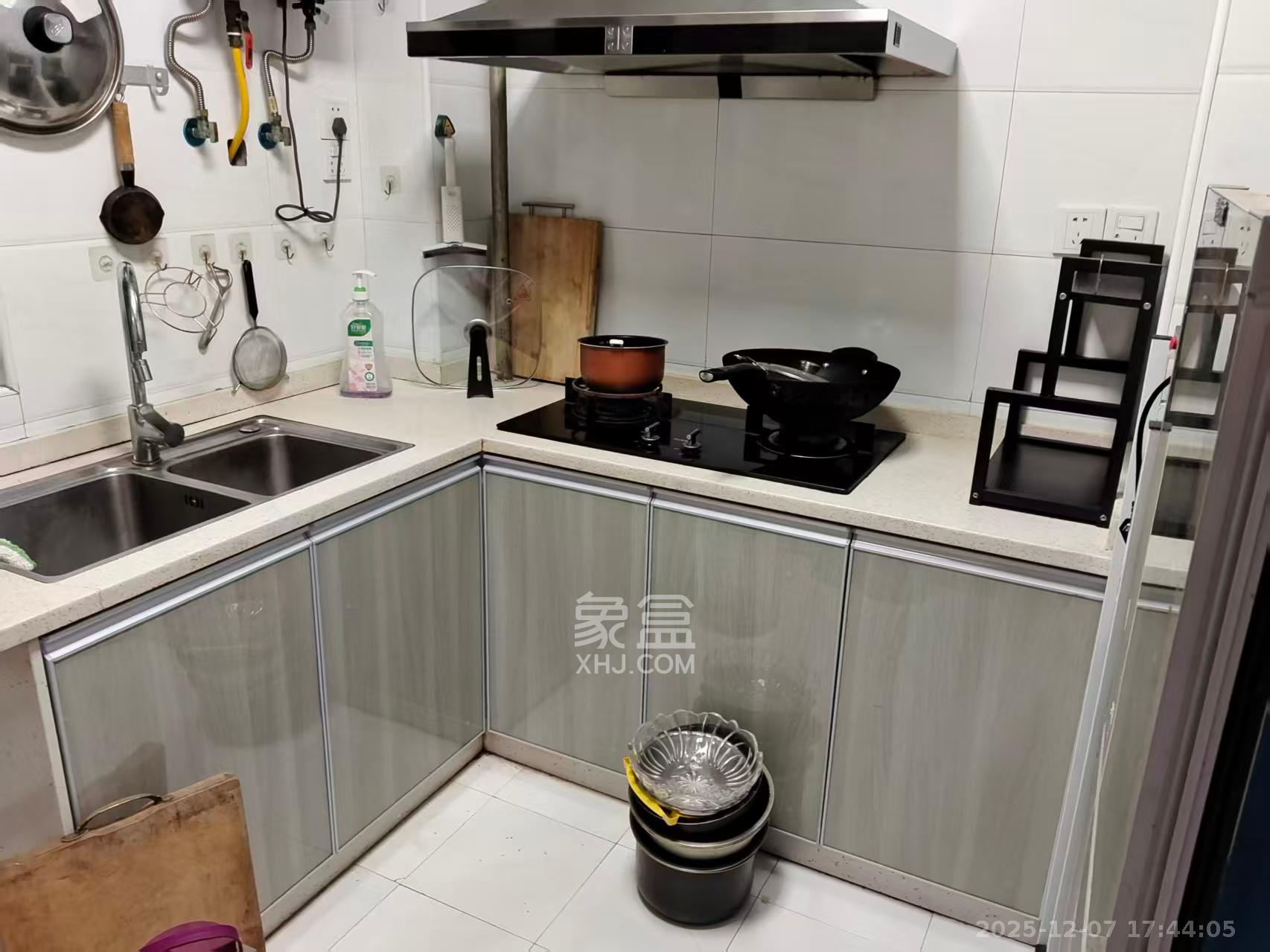 半山壹号  2室2厅1卫    2700.0元/月室内图1