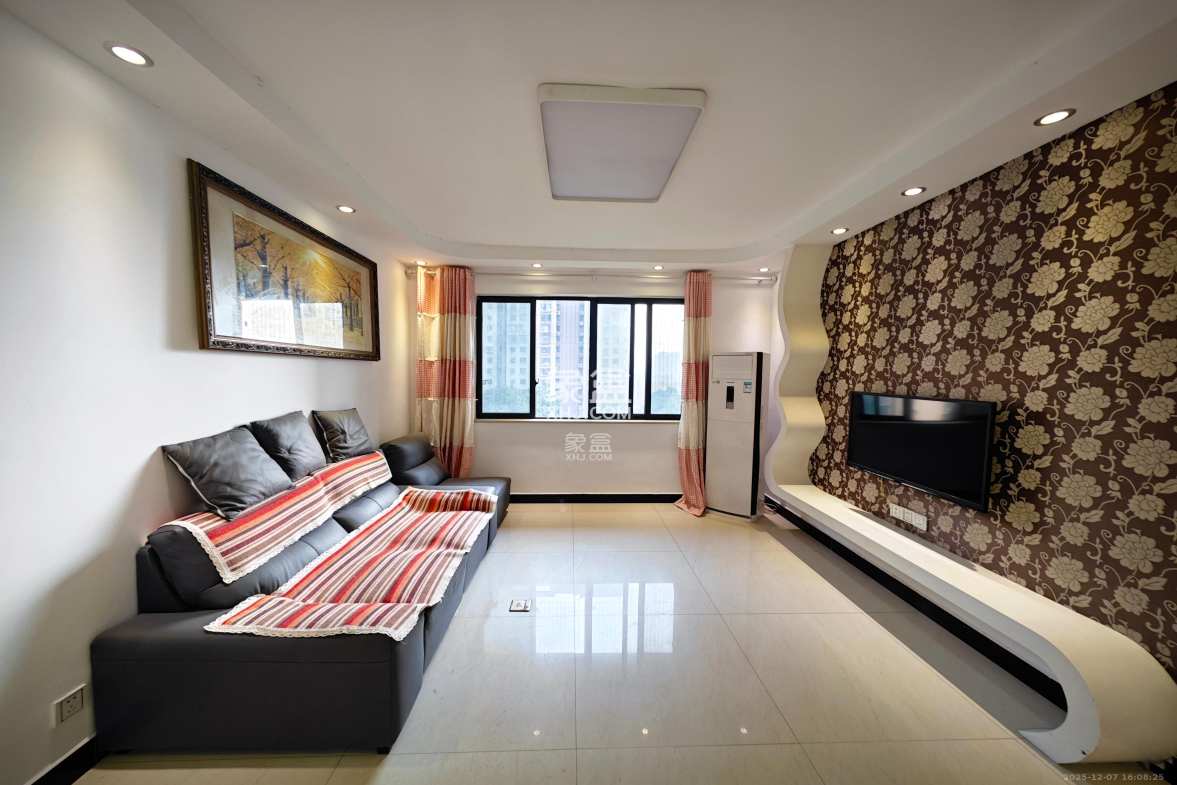 长大卧琥 3室1厅1卫 2500.0元/月 长大卧琥 3室1厅1卫 2500.0元/月室内图