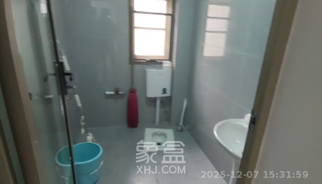 蒋家垅社区  2室1厅1卫    1500.0元/月室内图