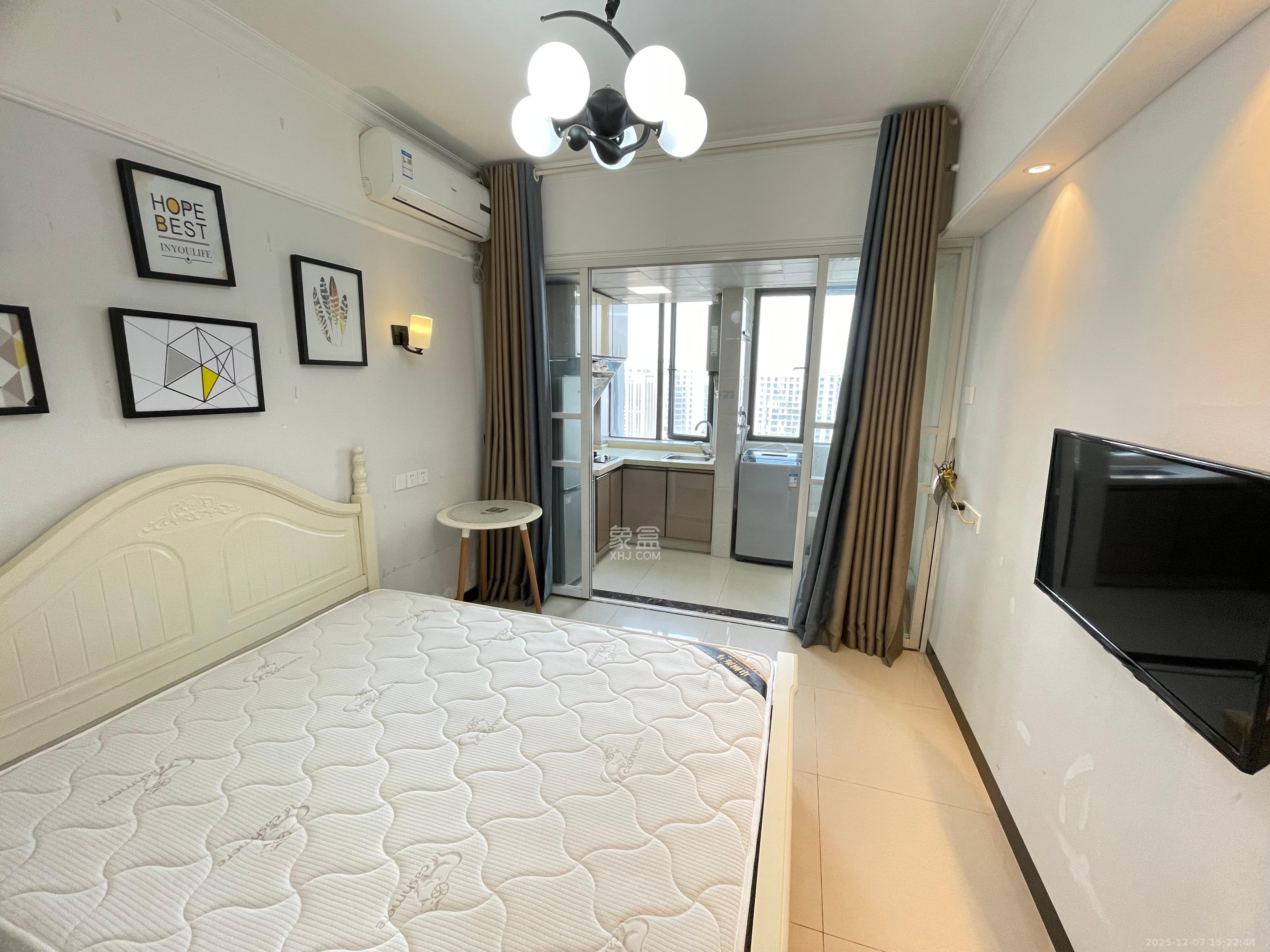 欧亚达国际广场  1室1厅1卫    1350.0元/月