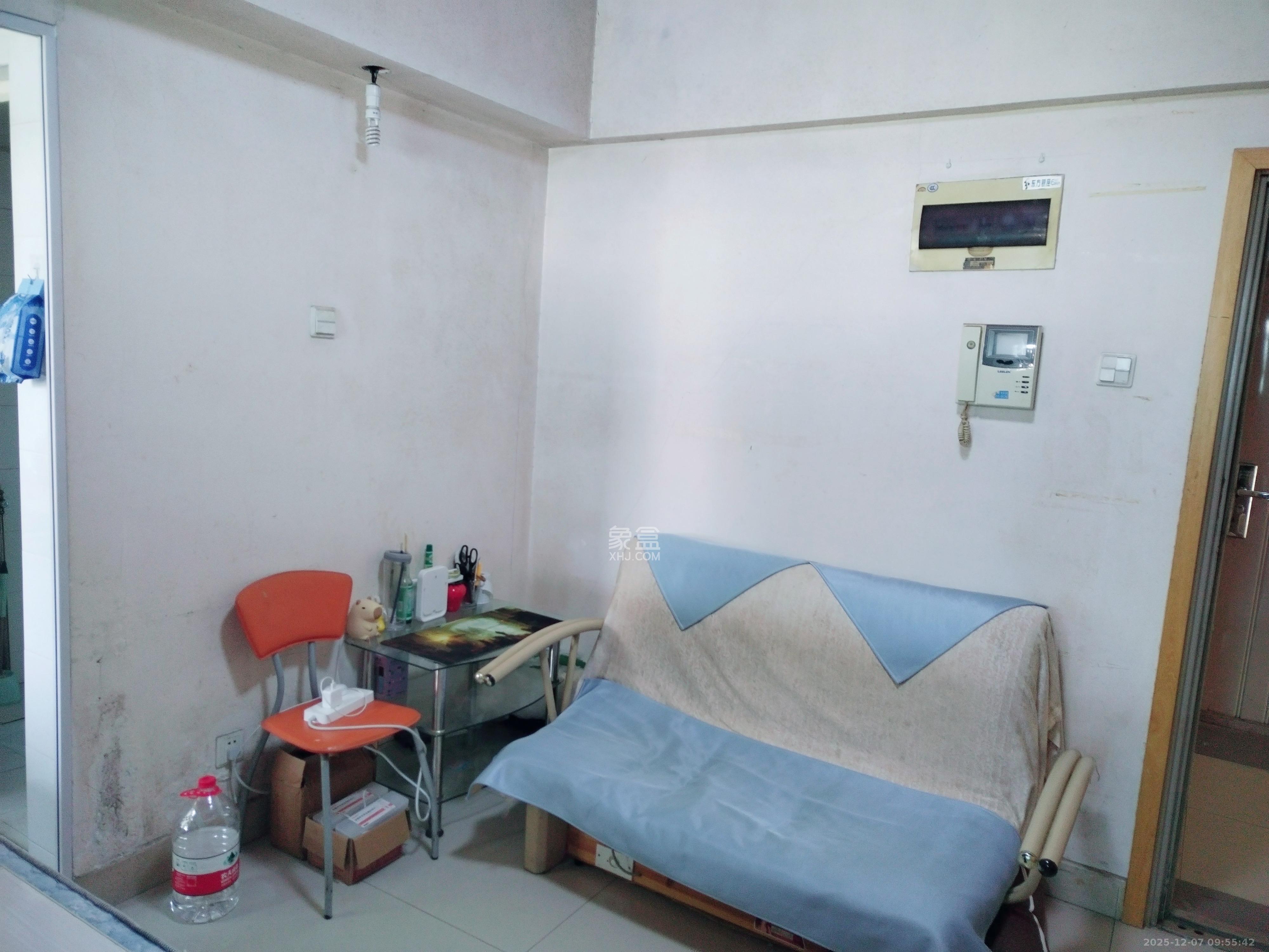 东方银座（东方摩卡）  1室1厅1卫    1500.0元/月