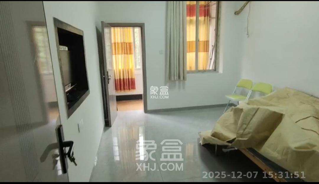 蒋家垅社区 2室1厅1卫 1500.0元/月 蒋家垅社区 2室1厅1卫 1500.0元/月室内图