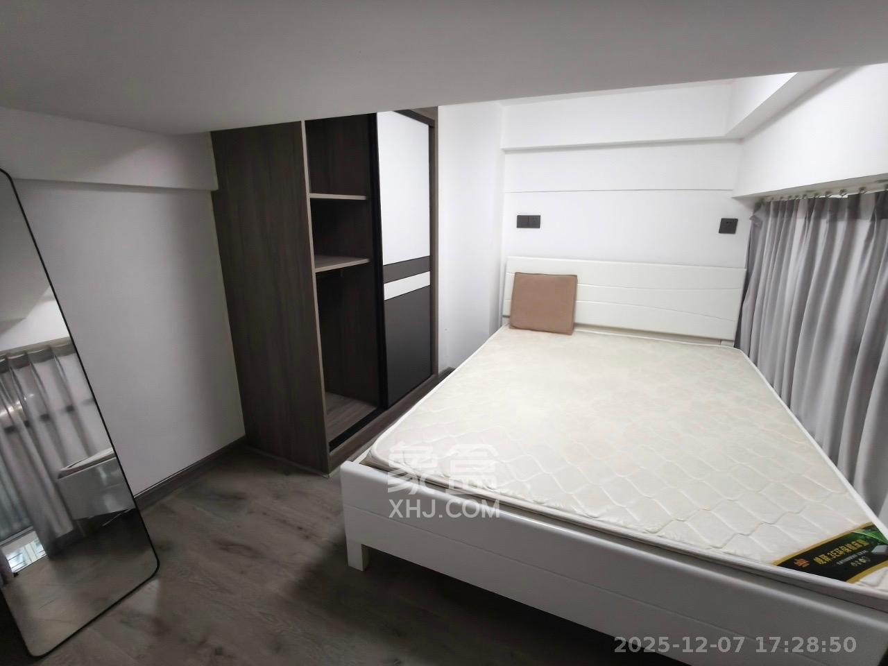 中建嘉和城  1室1厅1卫    1500.0元/月室内图