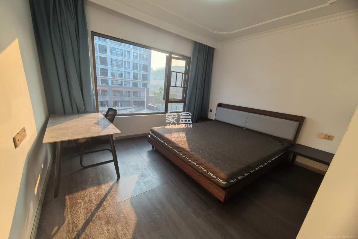 绿地湖湘中心 3室2厅2卫 6000.0元/月 绿地湖湘中心 3室2厅2卫 6000.0元/月室内图