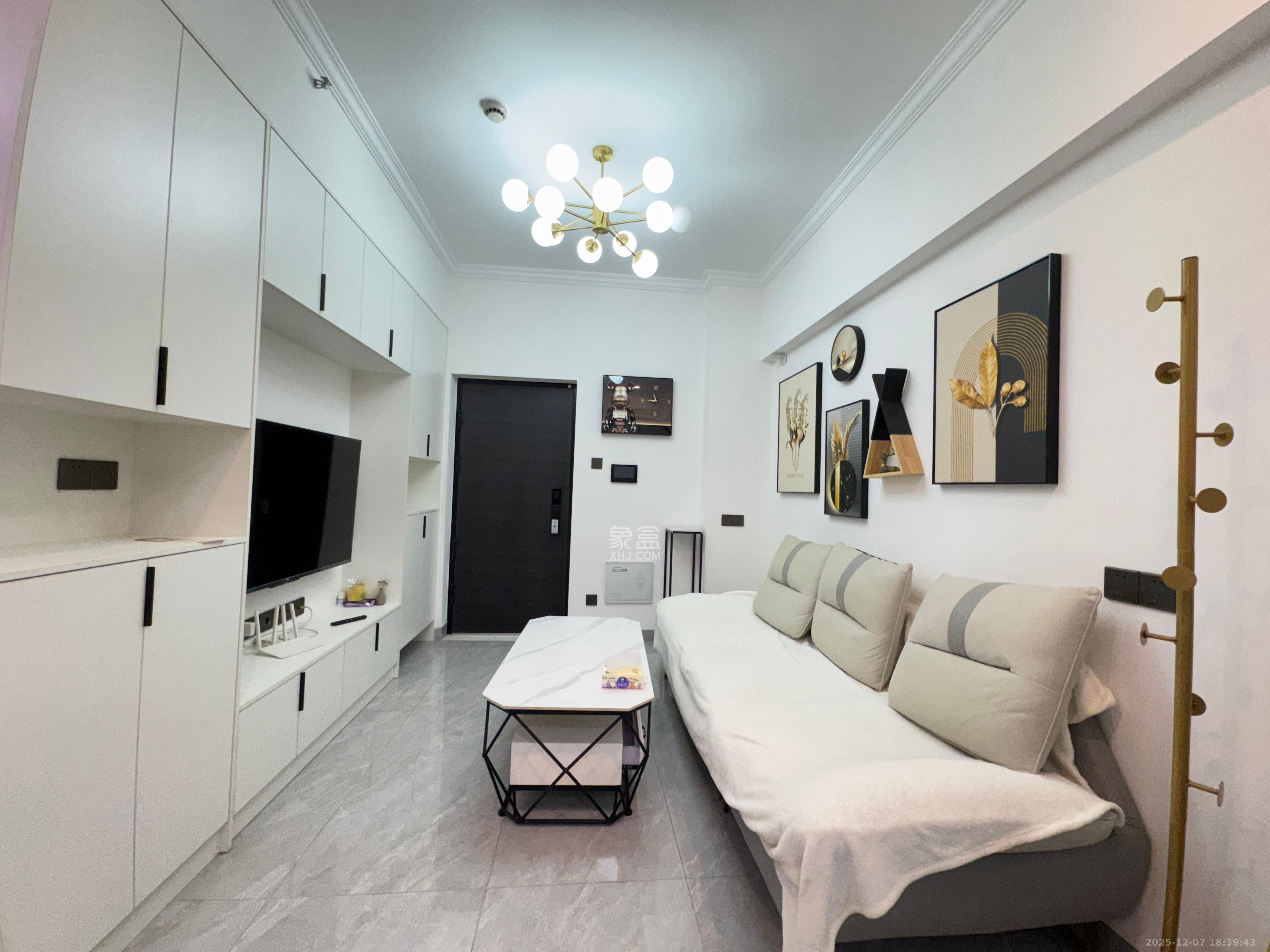 北辰三角洲E7区  1室0厅0卫    3000.0元/月