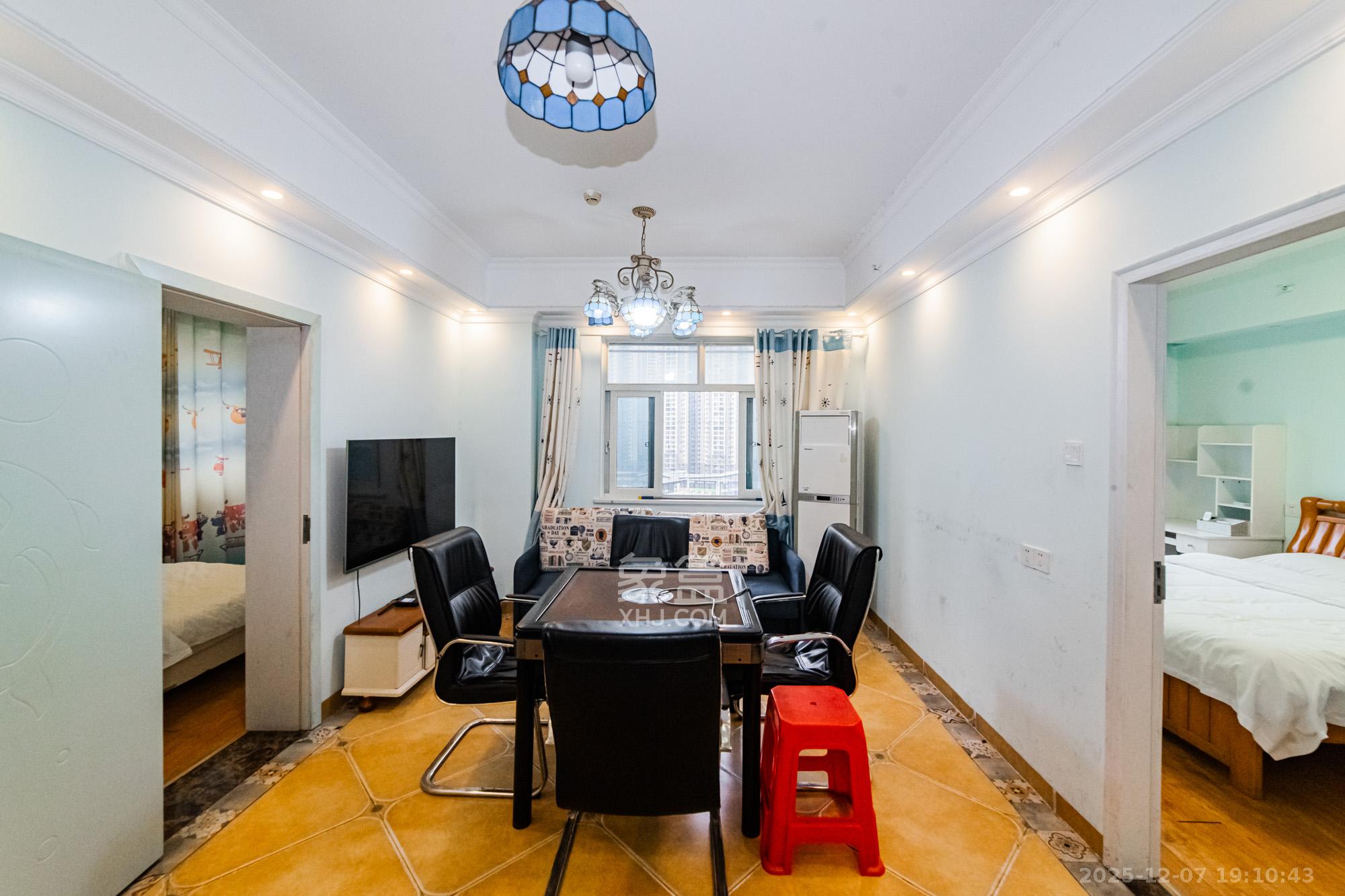 北辰三角洲E4区  3室2厅1卫    82.0万