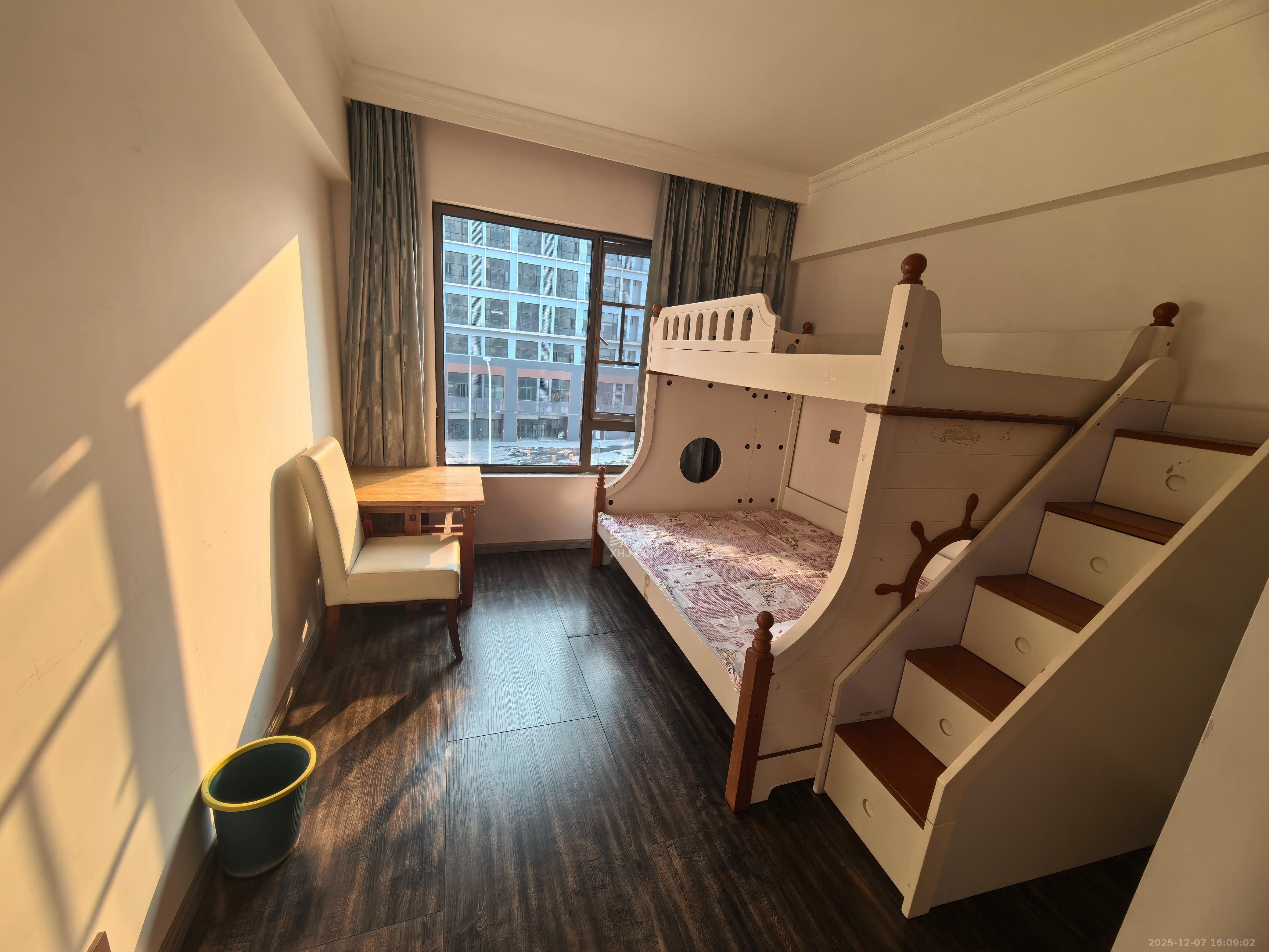 绿地湖湘中心 3室2厅2卫 6000.0元/月 绿地湖湘中心 3室2厅2卫 6000.0元/月室内图