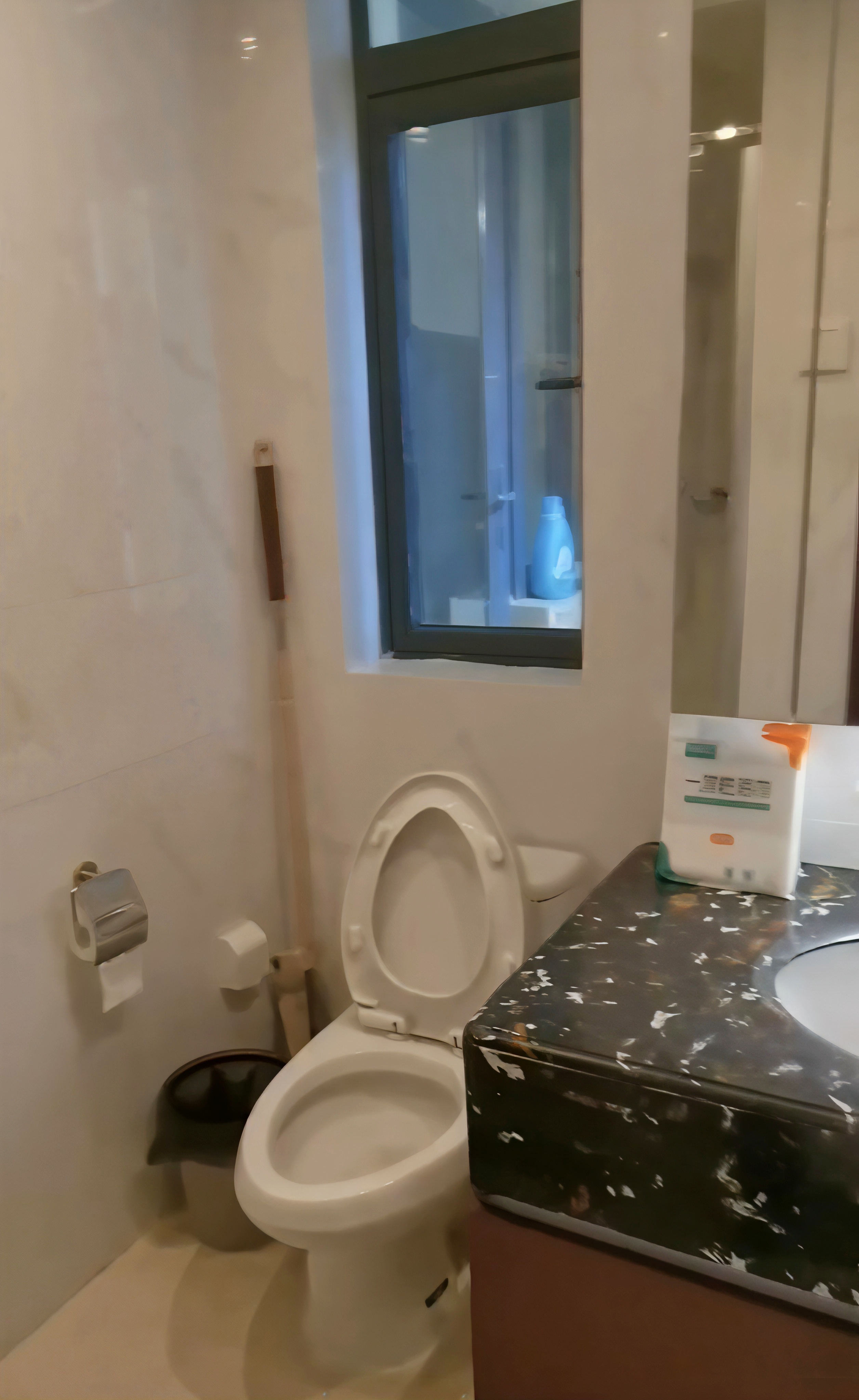 恒大美丽沙天寰湾 1室1厅1卫 2400.0元/月 恒大美丽沙天寰湾 1室1厅1卫 2400.0元/月室内图