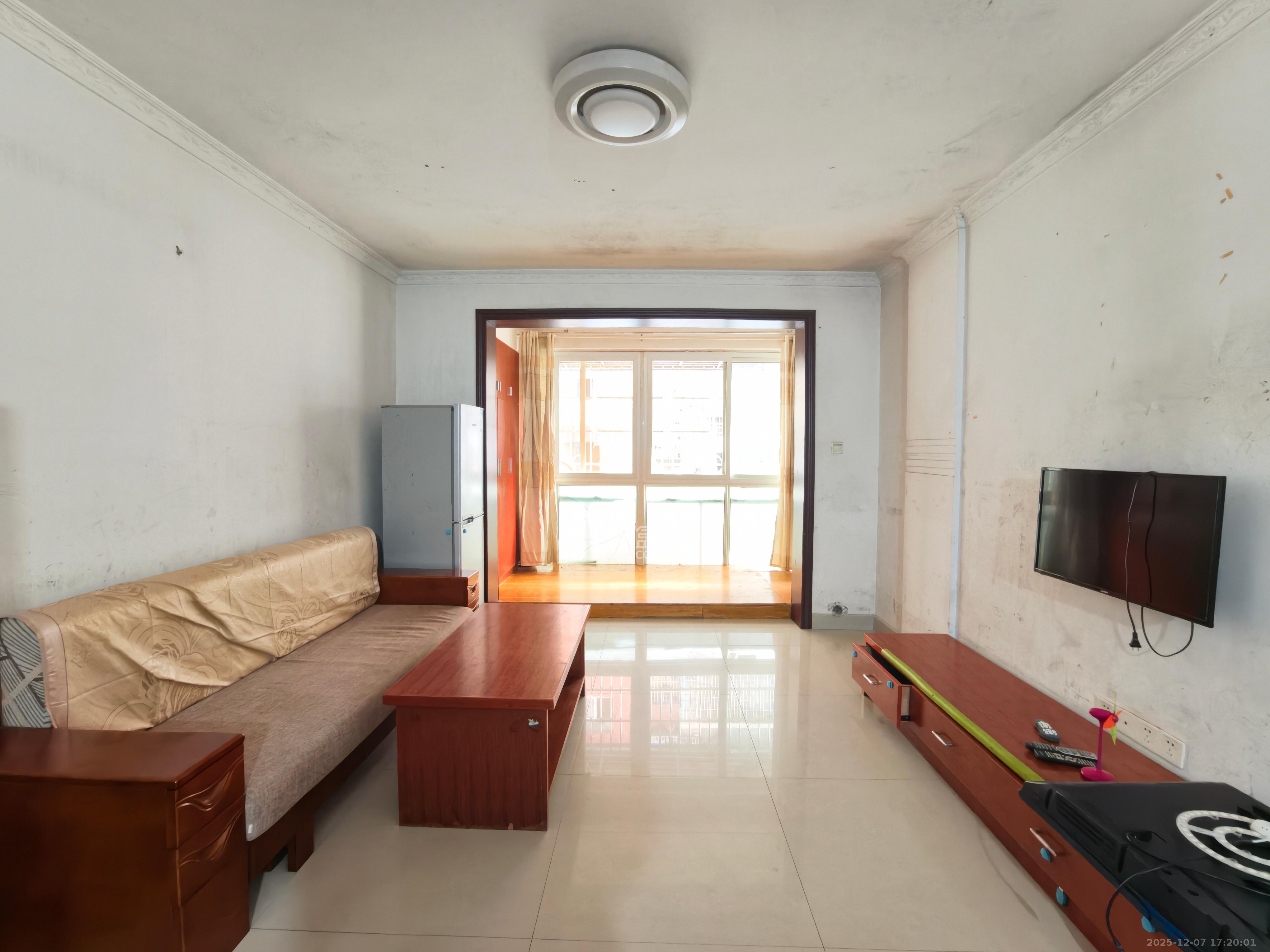 湘瑞家园  2室2厅1卫    1300.0元/月