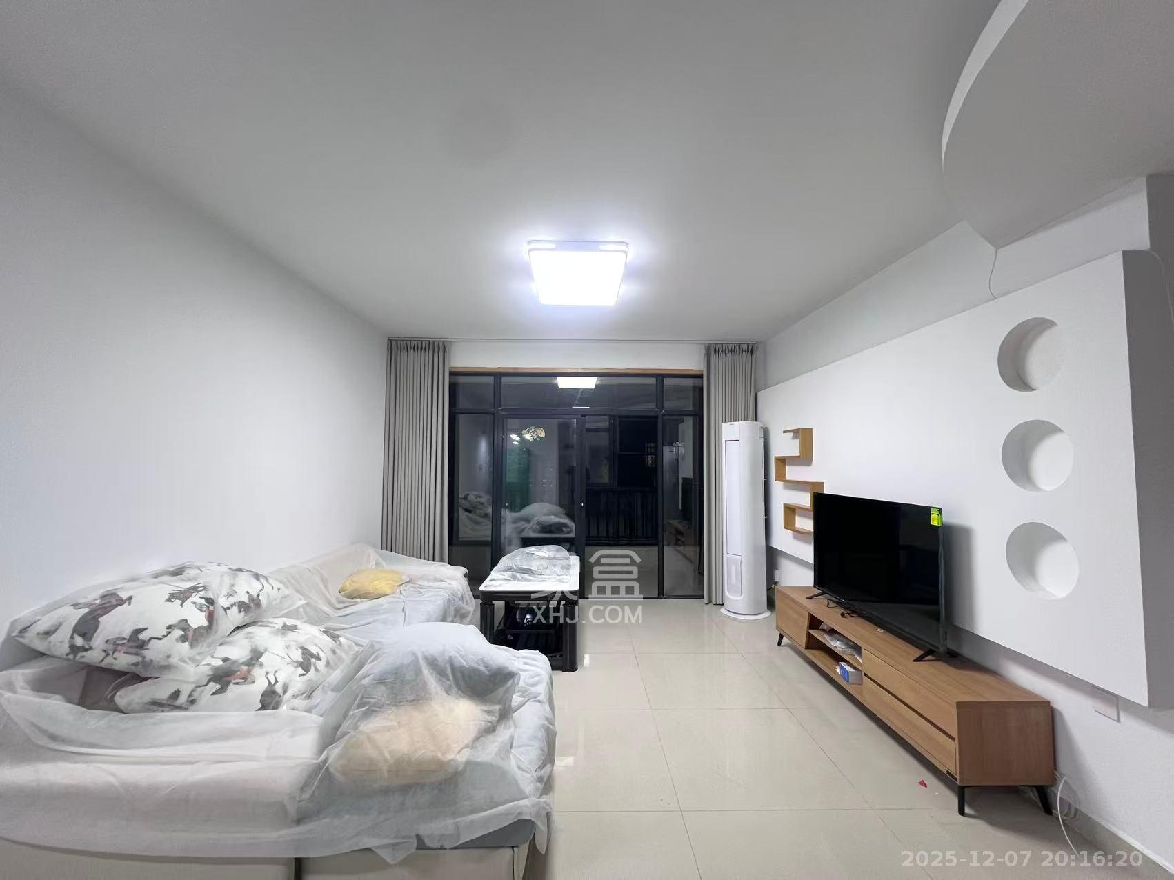 金凤滩家园  2室2厅1卫    2200.0元/月