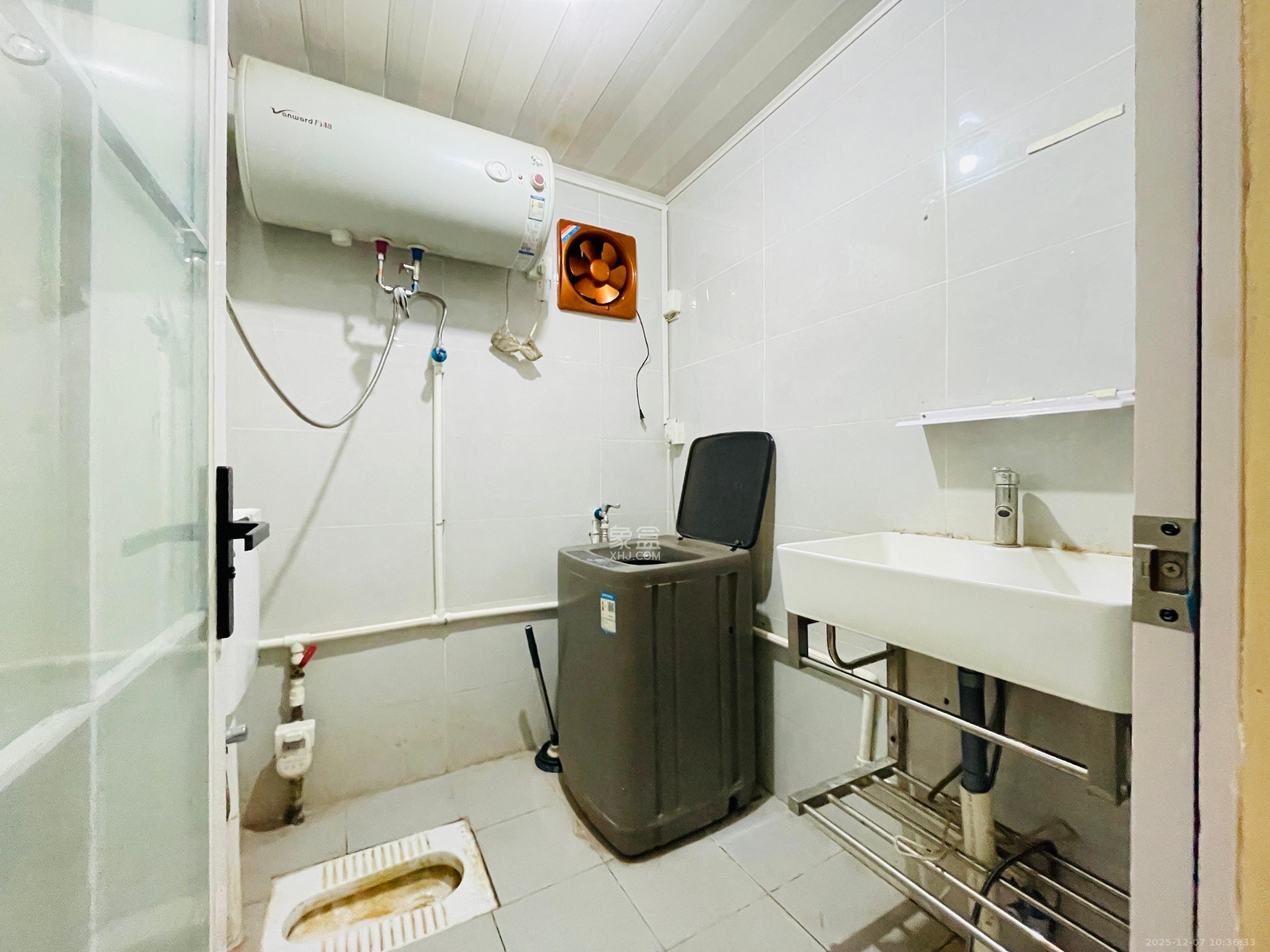 复兴街(陈家巷)散盘 1室0厅1卫 600.0元/月 复兴街(陈家巷)散盘 1室0厅1卫 600.0元/月室内图