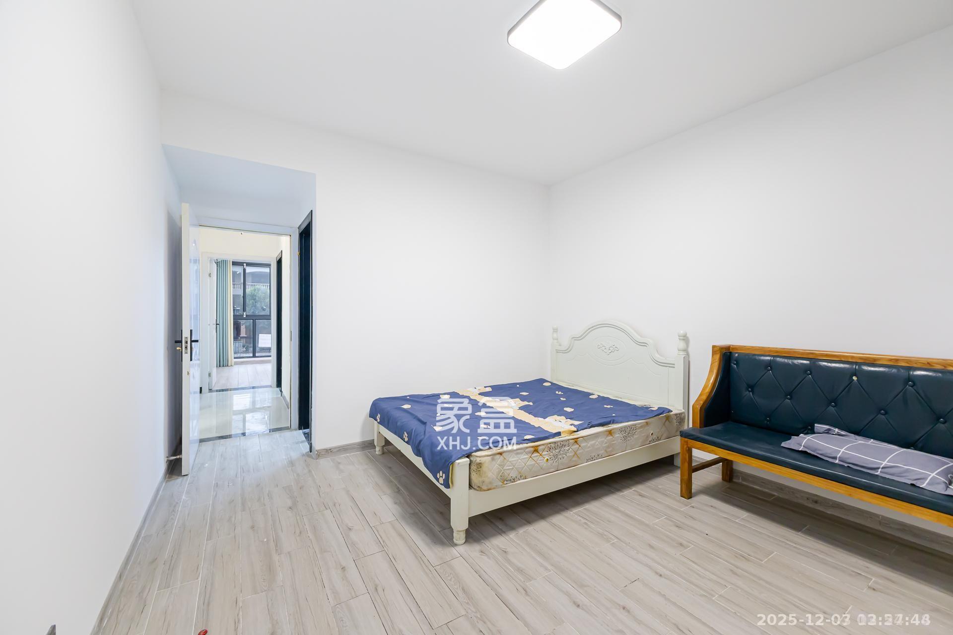 明发阅江悦府 4室2厅2卫 2400.0元/月 明发阅江悦府 4室2厅2卫 2400.0元/月室内图