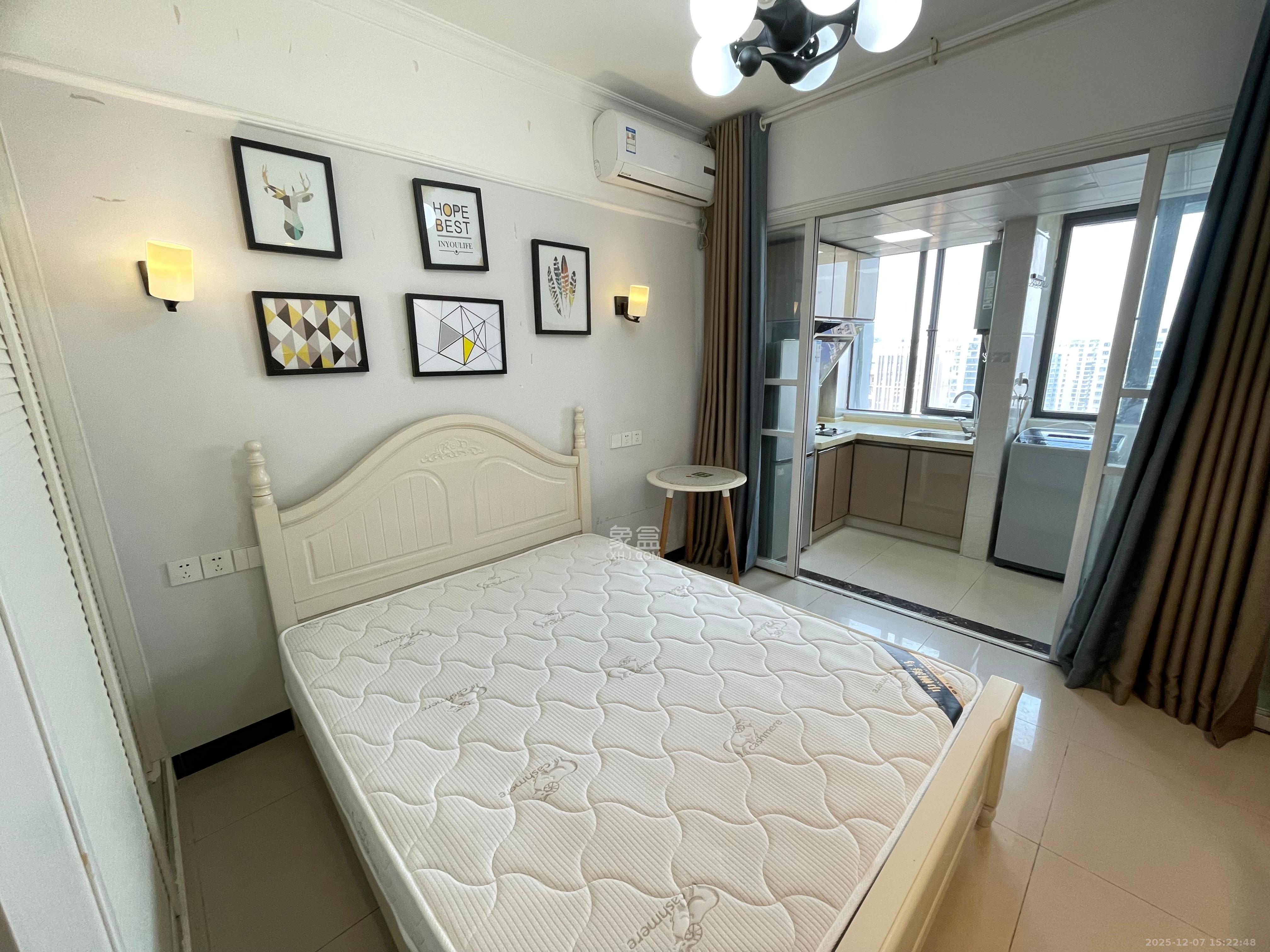 欧亚达国际广场  1室1厅1卫    1350.0元/月室内图