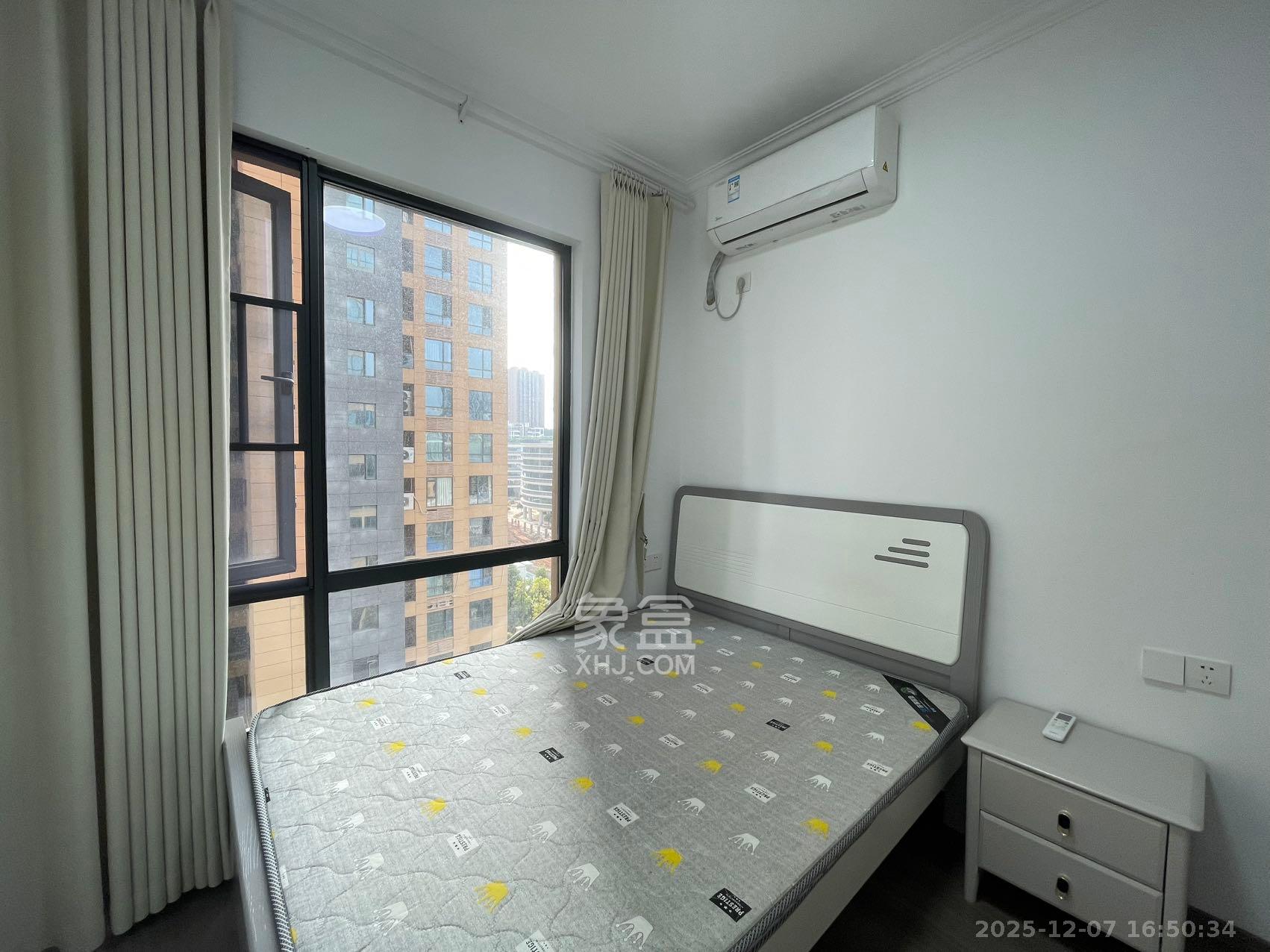 莲馨苑 1室0厅0卫 1800.0元/月 莲馨苑 1室0厅0卫 1800.0元/月室内图