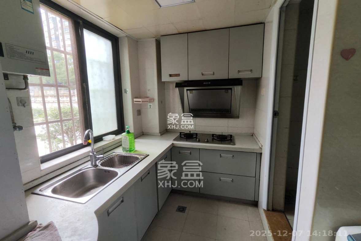 麓江春 1室1厅1卫 1500.0元/月 麓江春 1室1厅1卫 1500.0元/月室内图