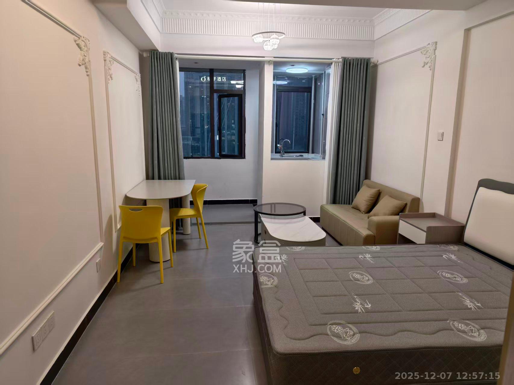 国泰九龙湾  1室0厅0卫    1500.0元/月