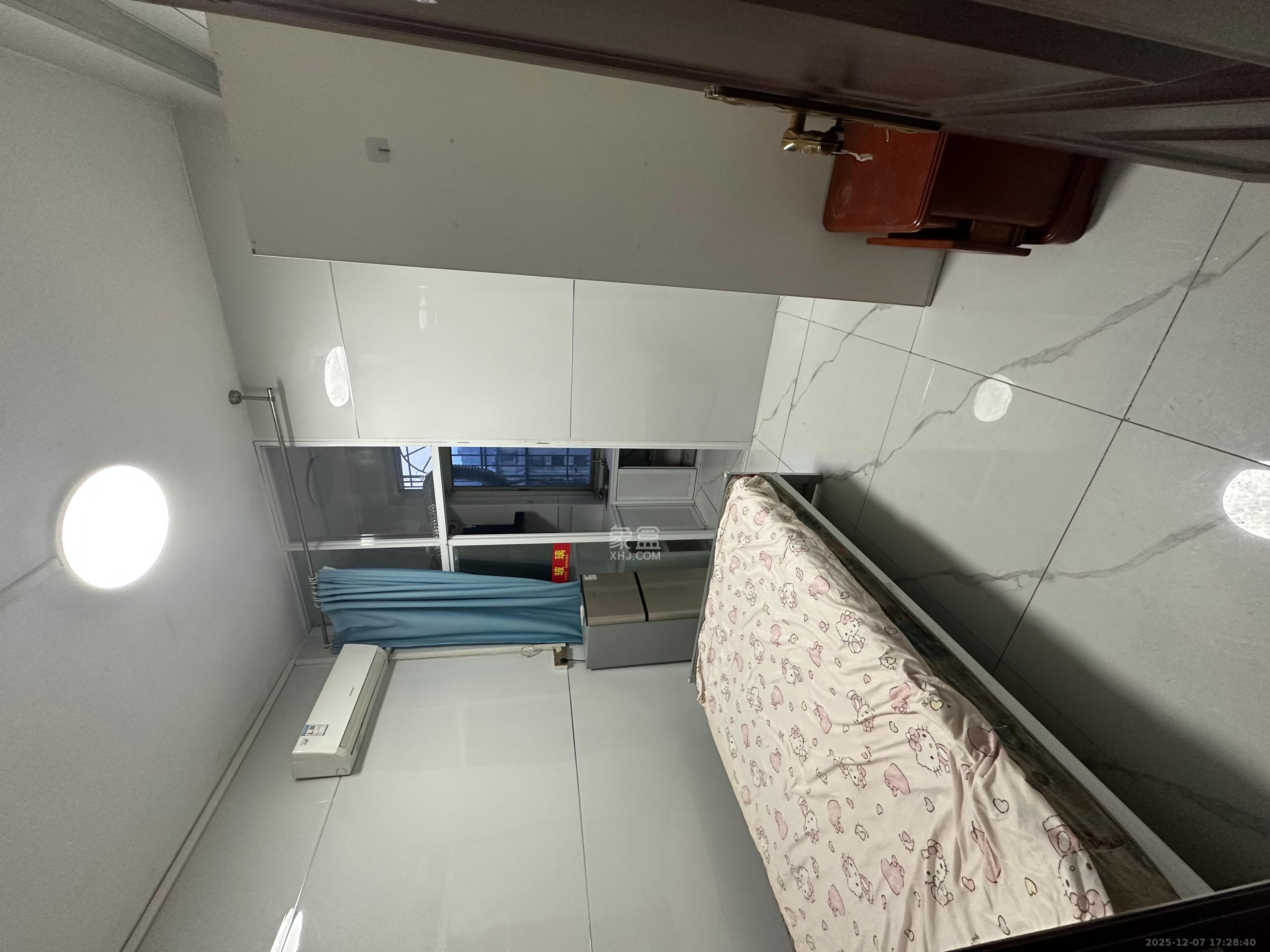 马王堆陶瓷城新合区  1室0厅1卫    1050.0元/月