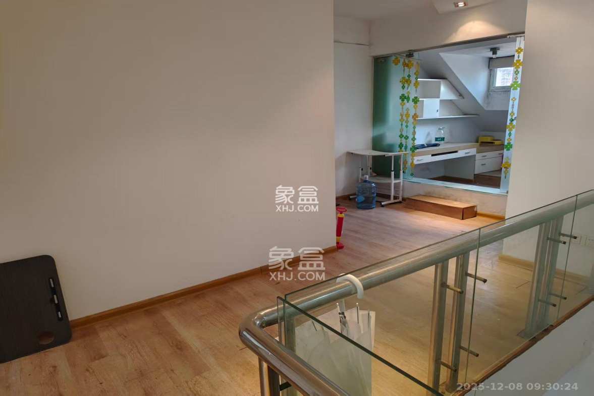 振湘园 4室2厅2卫 2000.0元/月 振湘园 4室2厅2卫 2000.0元/月室内图