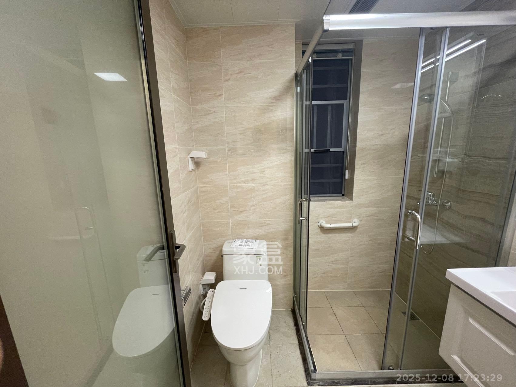 保利天禧C区  4室2厅2卫    13500.0元/月室内图