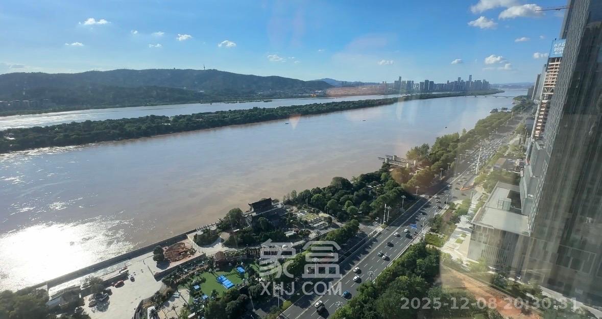 保利国际广场 1室1厅1卫 4000.0元/月 保利国际广场 1室1厅1卫 4000.0元/月室内图