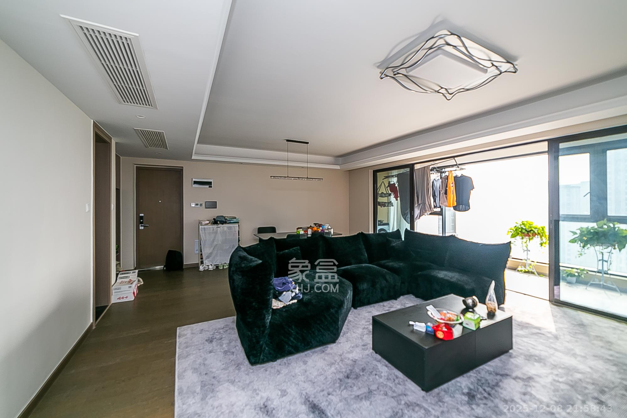 新力铂园（江山云著）  4室2厅2卫    190.0万