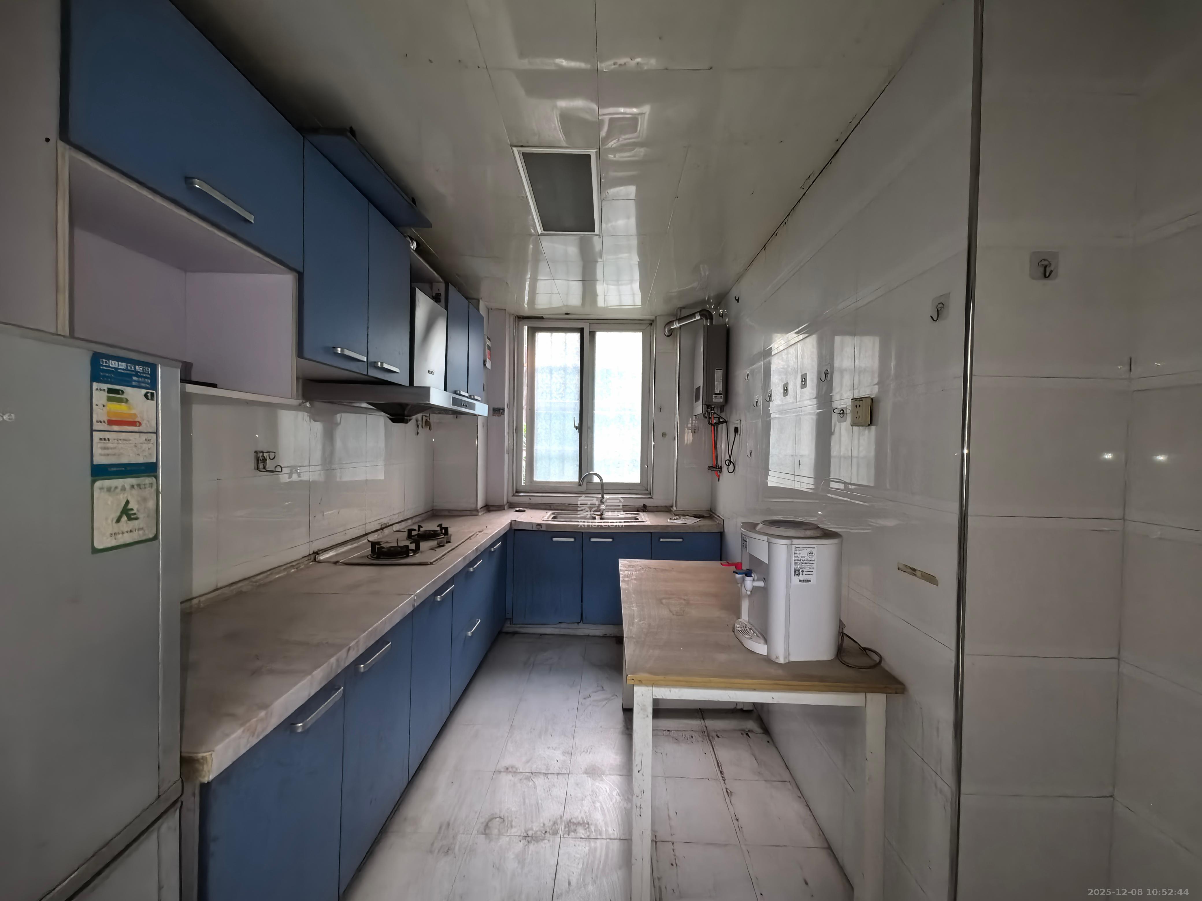 丽星景园  3室2厅1卫    2300.0元/月室内图