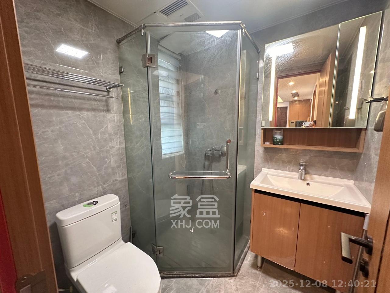 卓越江岸  4室2厅2卫    4500.0元/月室内图