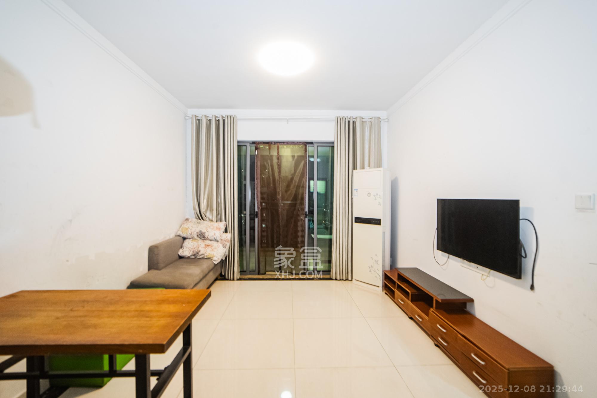 珠江郦城公园1号  2室1厅1卫    74.2万