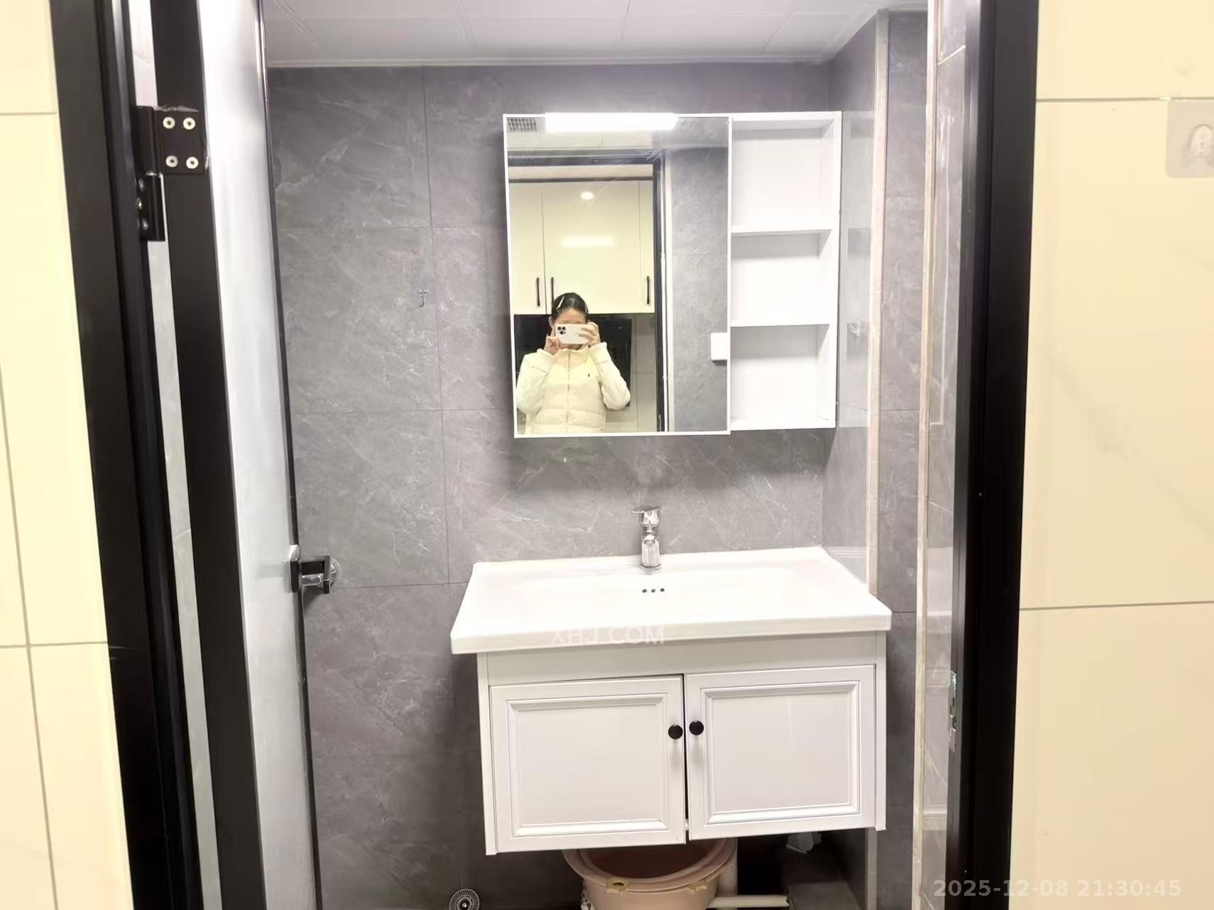 卓越江岸 2室1厅1卫 2350.0元/月 卓越江岸 2室1厅1卫 2350.0元/月室内图