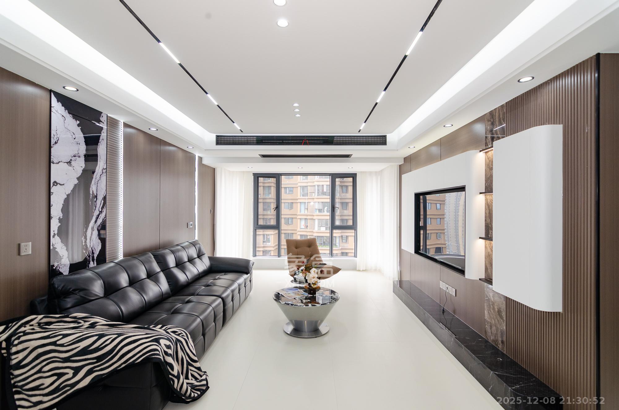 润和长郡（润和紫郡二三期）  4室2厅2卫    103.8万