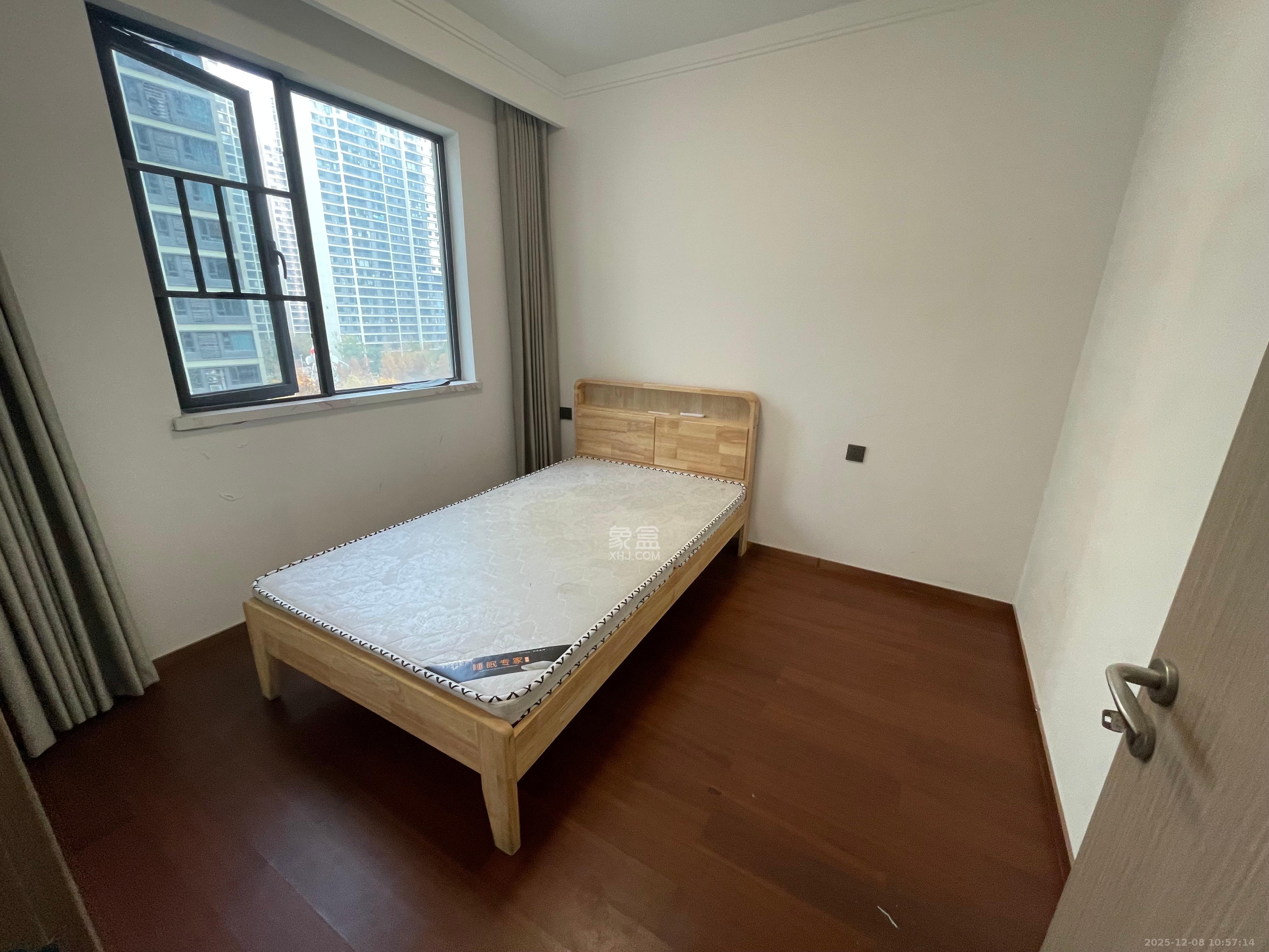 旭辉雨花郡  4室1厅2卫    4400.0元/月室内图