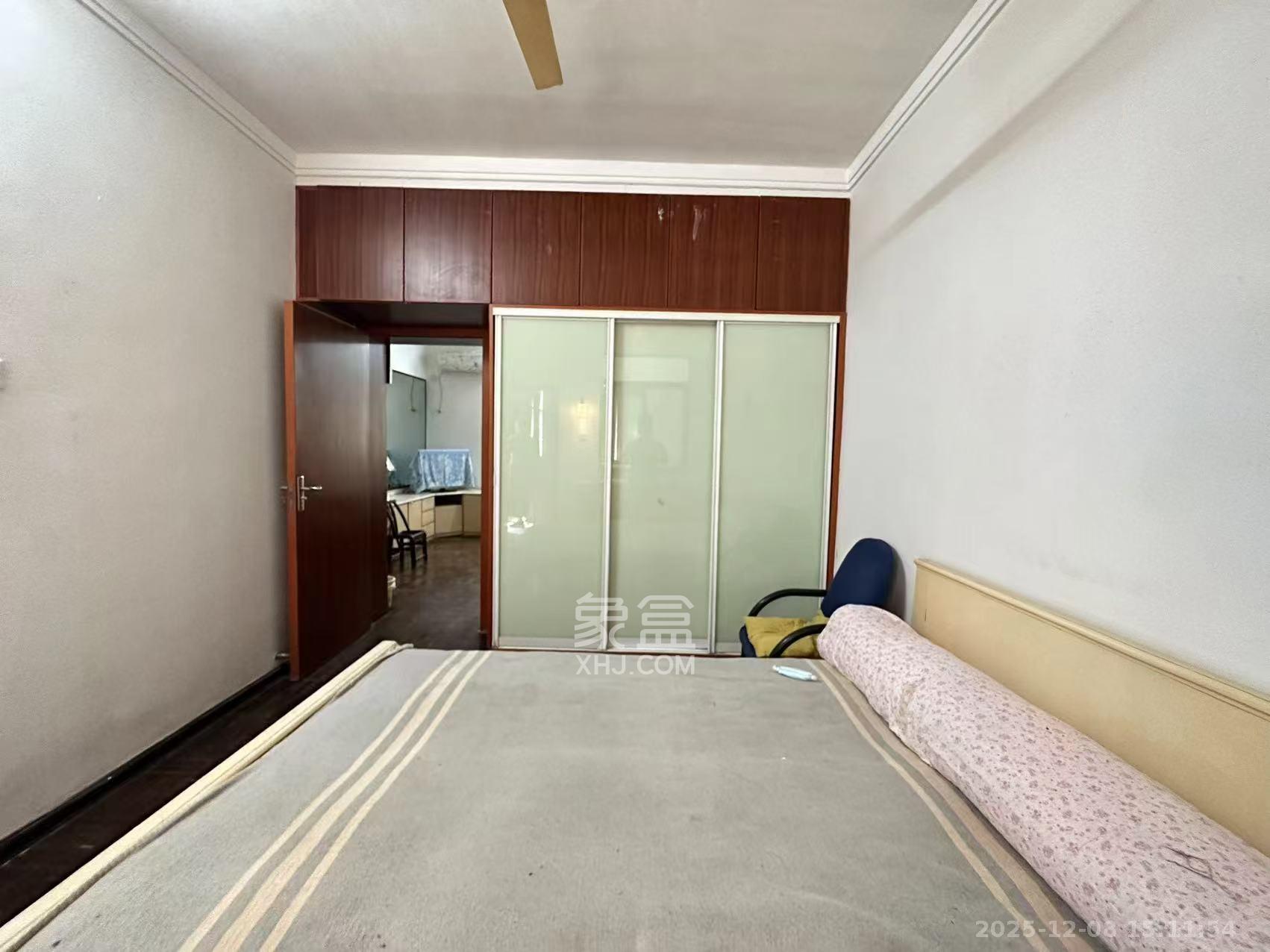 燕兴宿舍  2室1厅1卫    1500.0元/月室内图