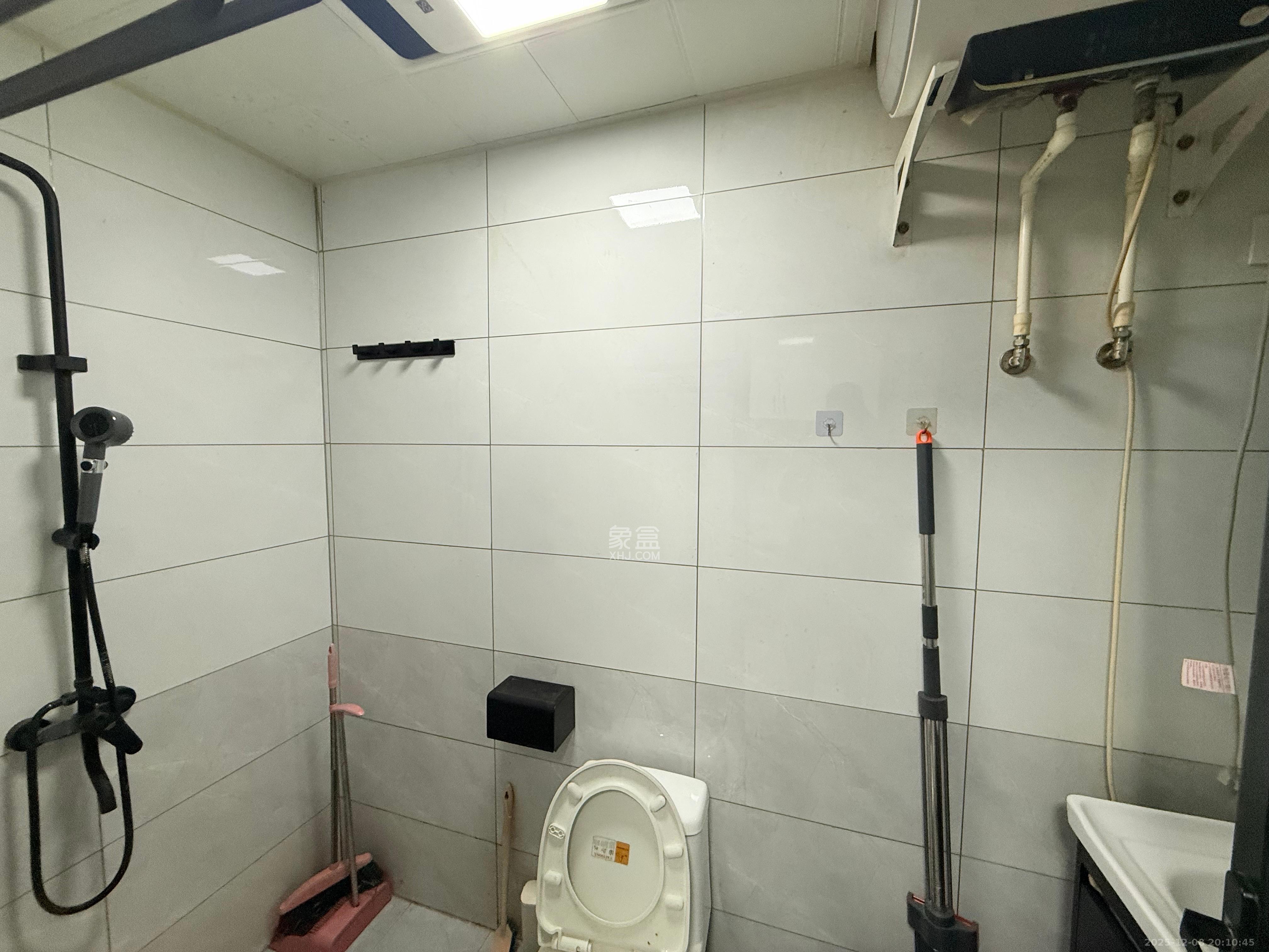 金地铂悦  1室0厅0卫    1100.0元/月室内图