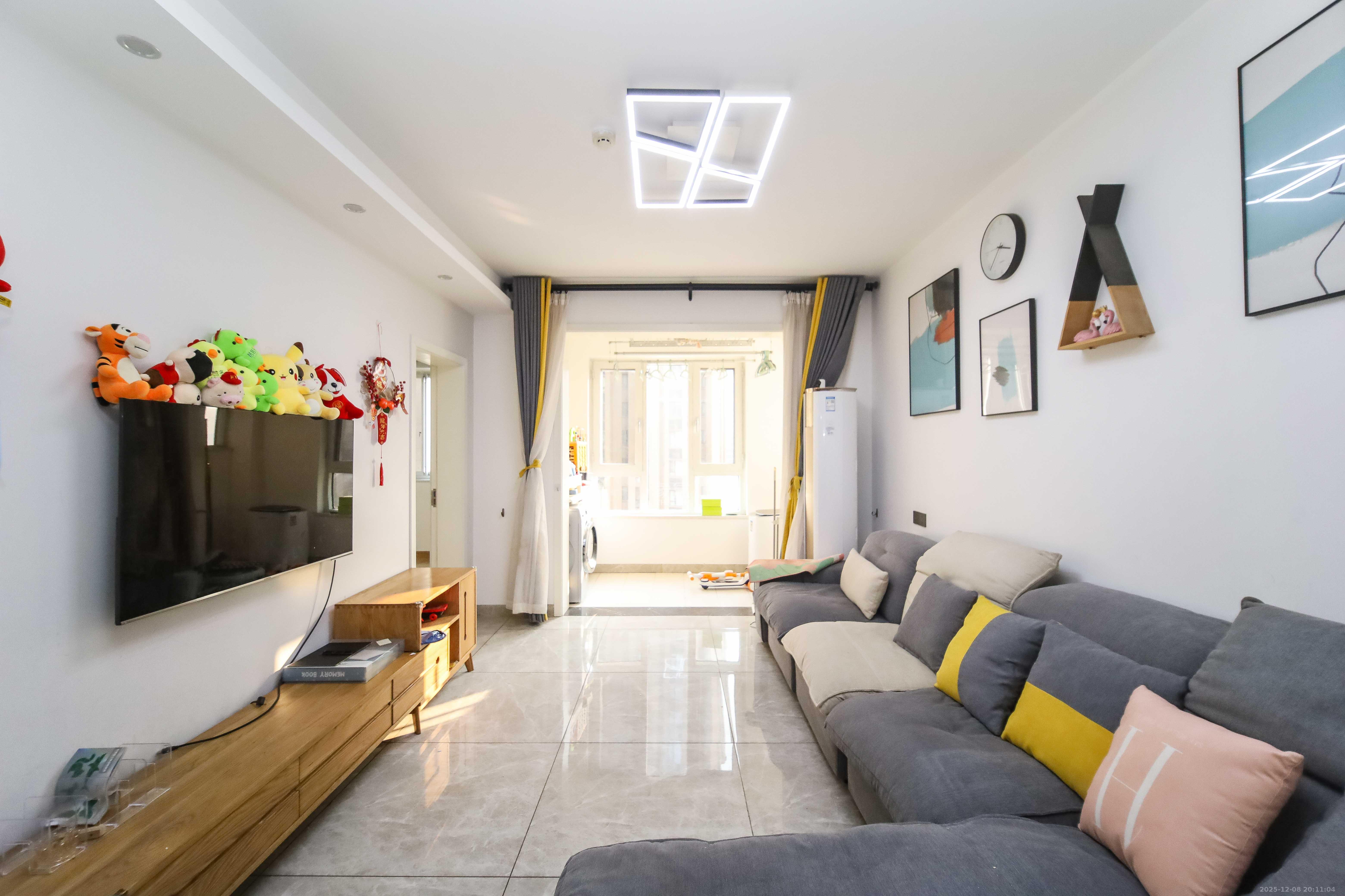 金地格林公馆  3室2厅1卫    95.0万