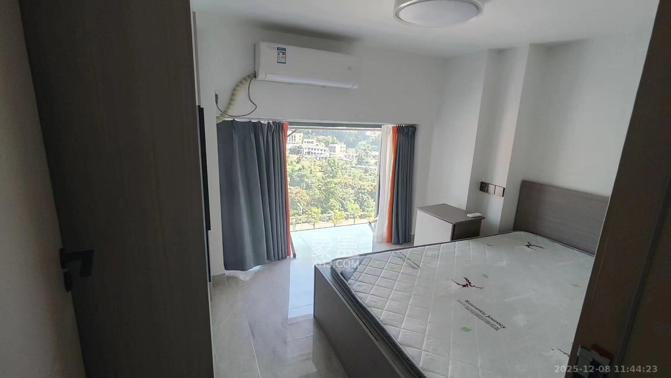 天麓轻奢国际  2室1厅1卫    1800.0元/月室内图