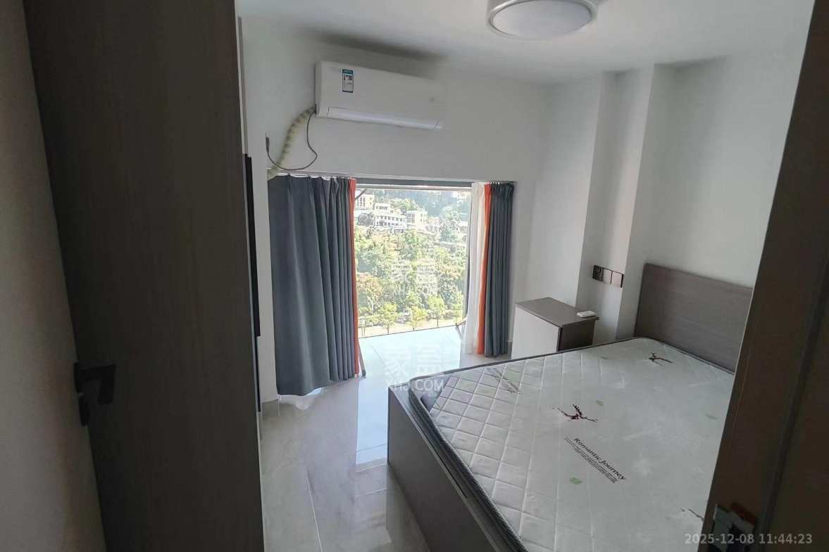 天麓轻奢国际 2室1厅1卫 1800.0元/月 天麓轻奢国际 2室1厅1卫 1800.0元/月室内图