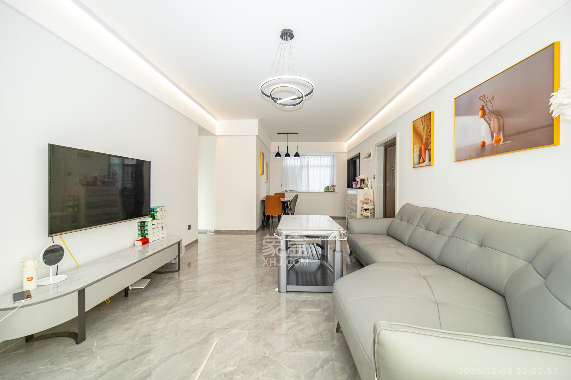 未来漫城  4室2厅2卫    107.0万