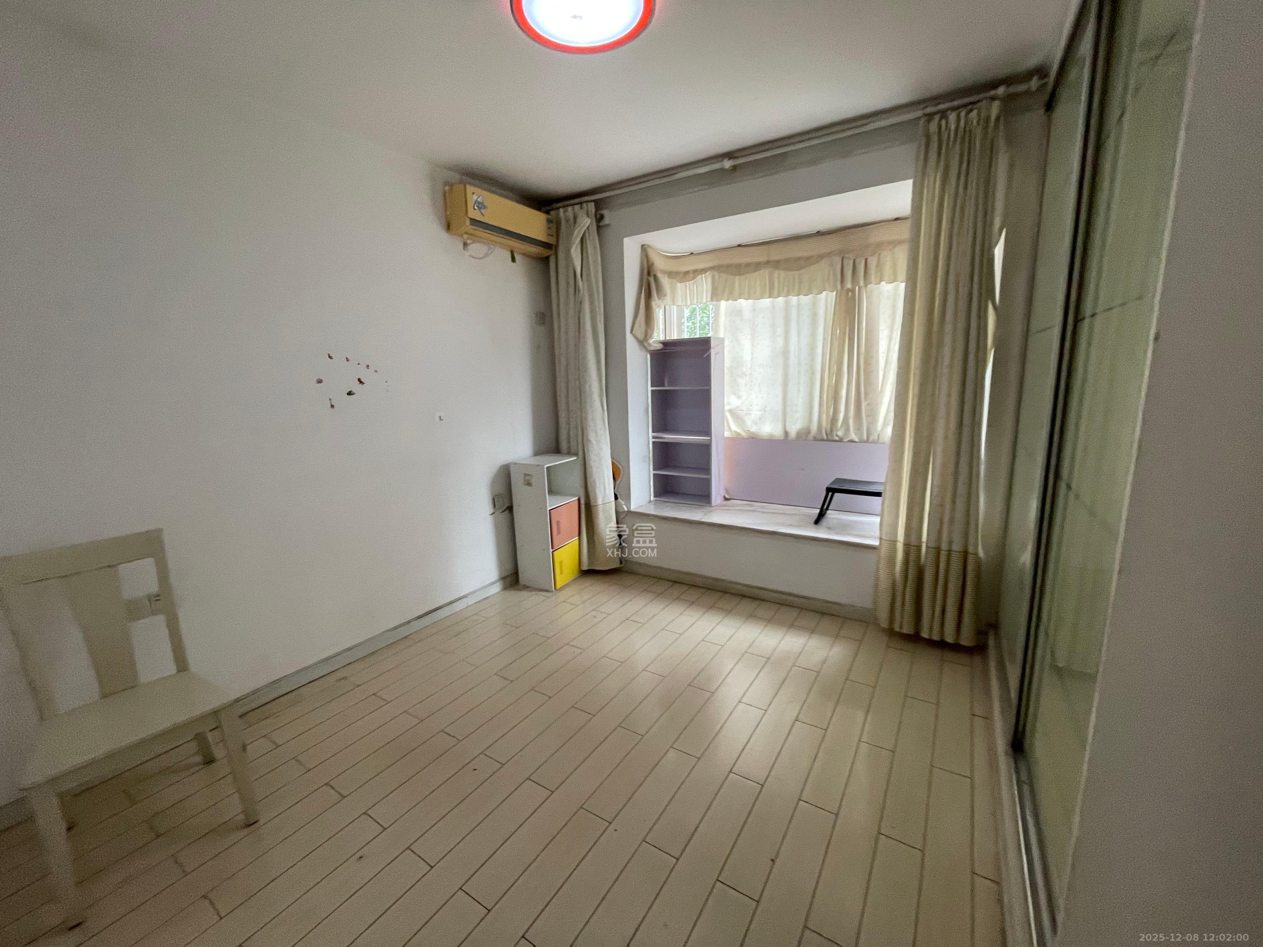 福乐康城 3室2厅2卫 2500.0元/月 福乐康城 3室2厅2卫 2500.0元/月室内图