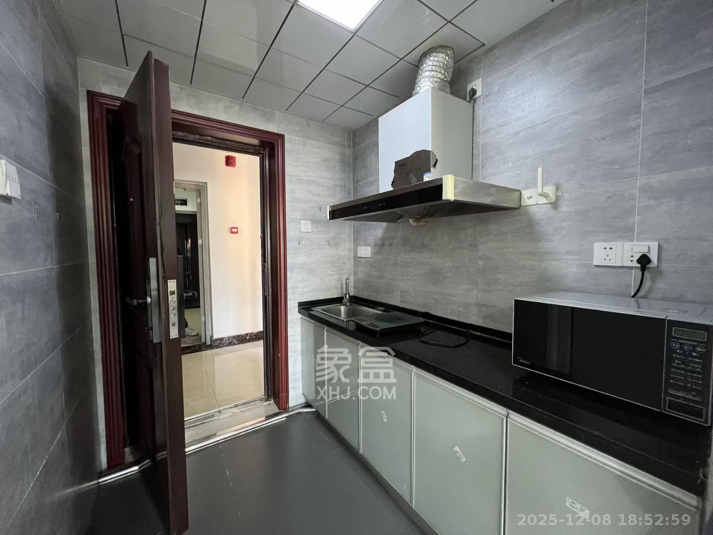 荣悦台 1室1厅1卫 1800.0元/月 荣悦台 1室1厅1卫 1800.0元/月室内图