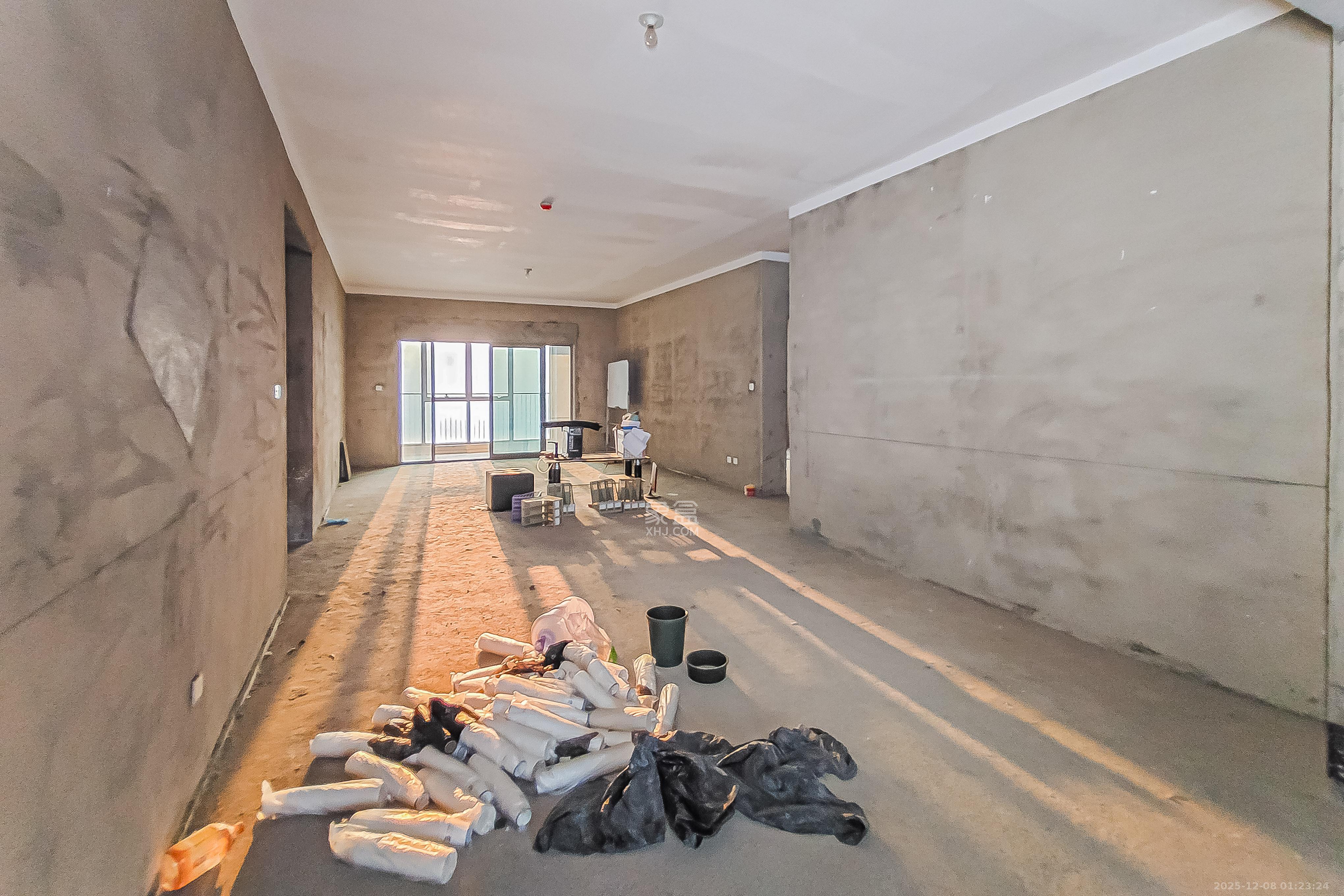 保利国际广场  5室3厅4卫    550.0万