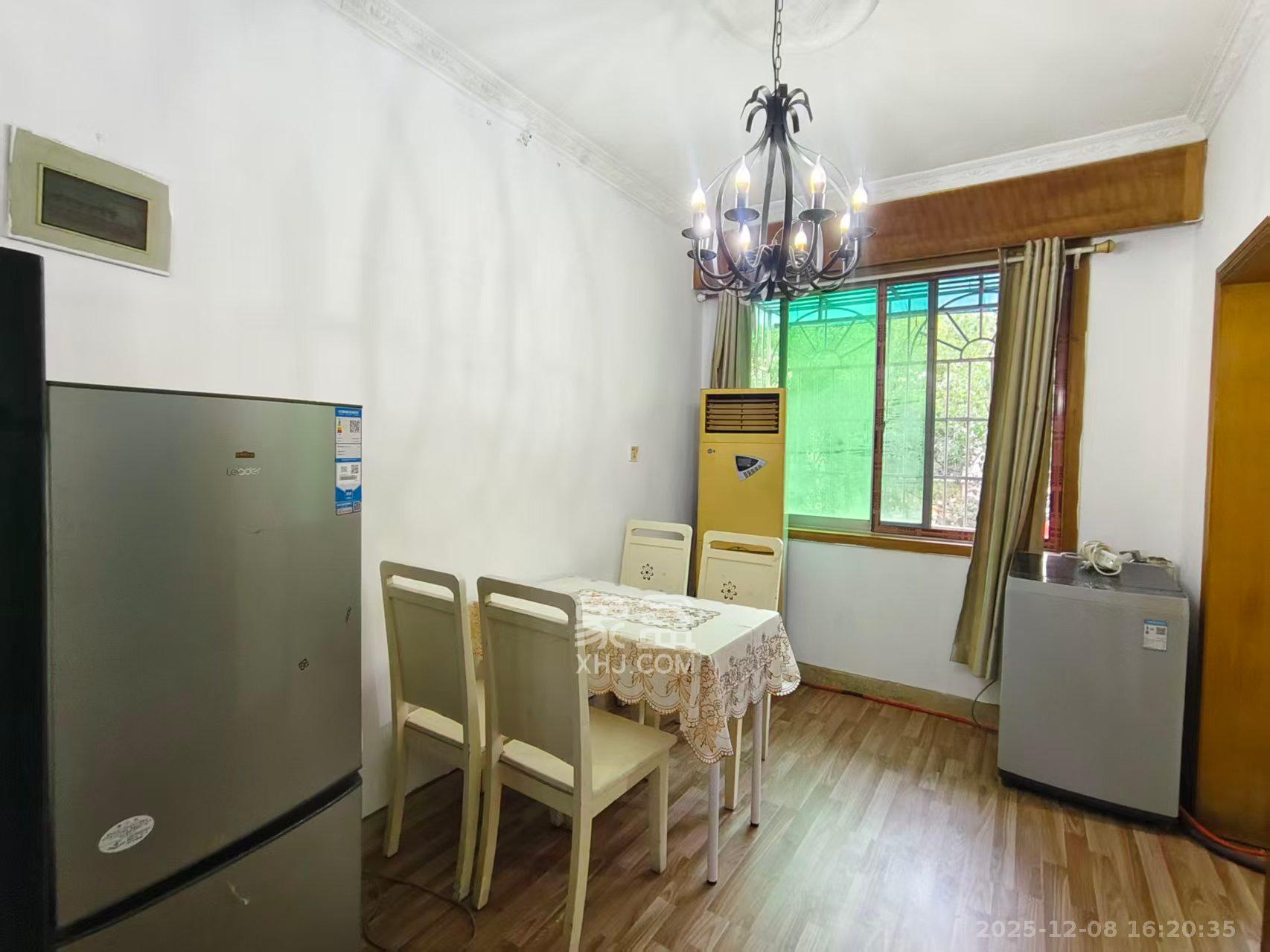 马王堆陶瓷建材新城 2室2厅1卫 1600.0元/月 马王堆陶瓷建材新城 2室2厅1卫 1600.0元/月室内图