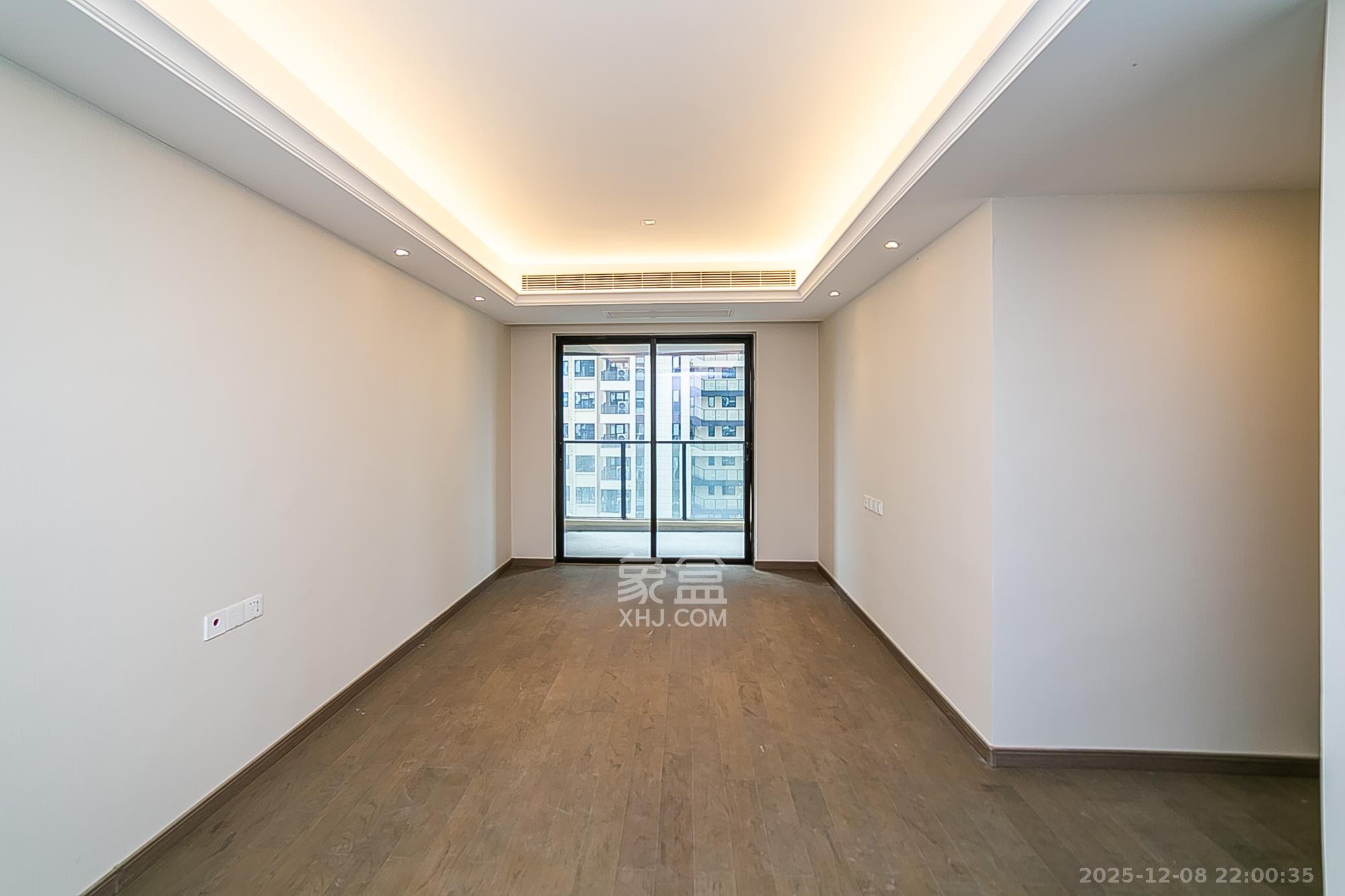 新力铂园（江山云著）  1室0厅0卫    108.0万