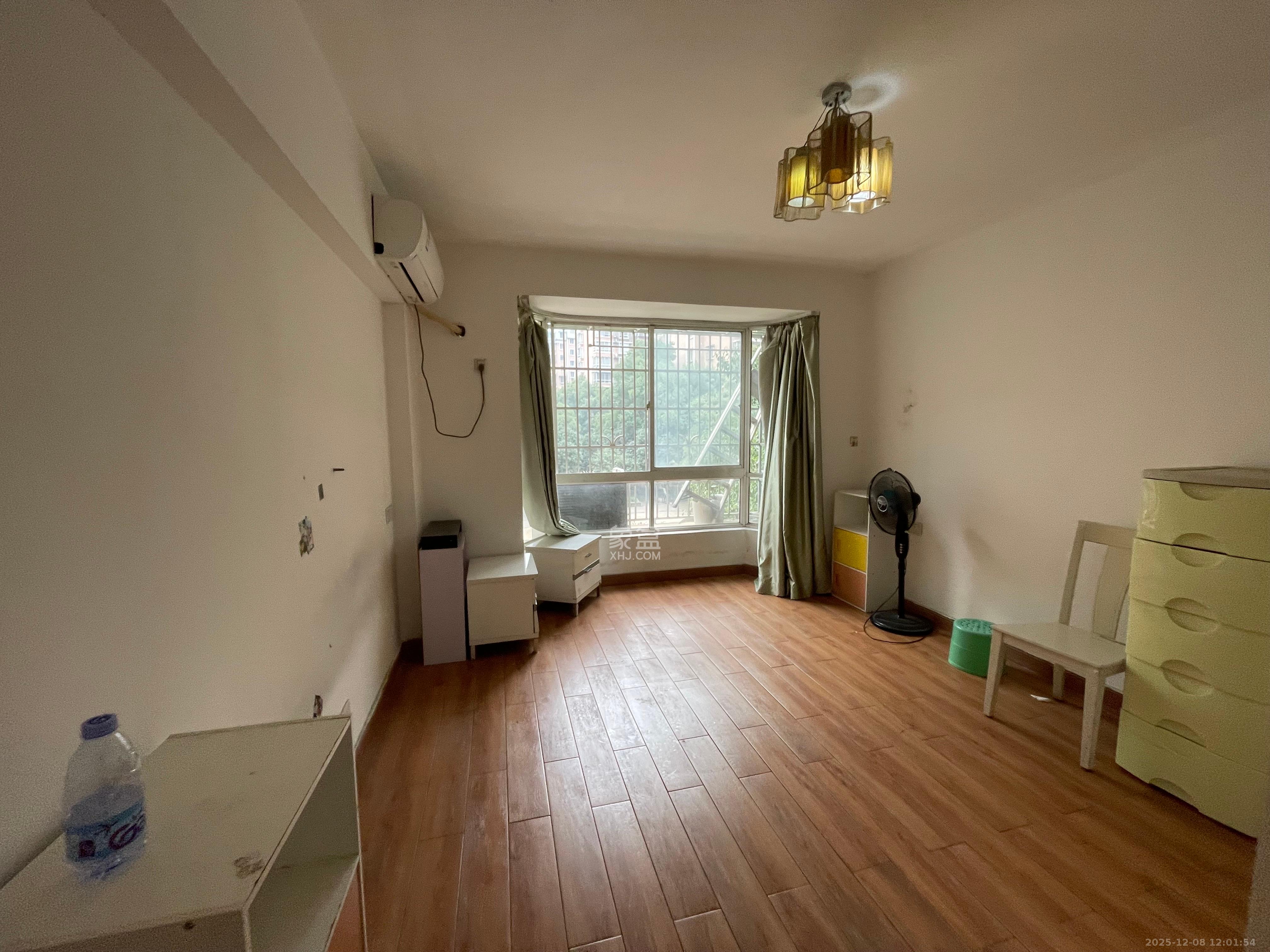 福乐康城  3室2厅2卫    2500.0元/月室内图