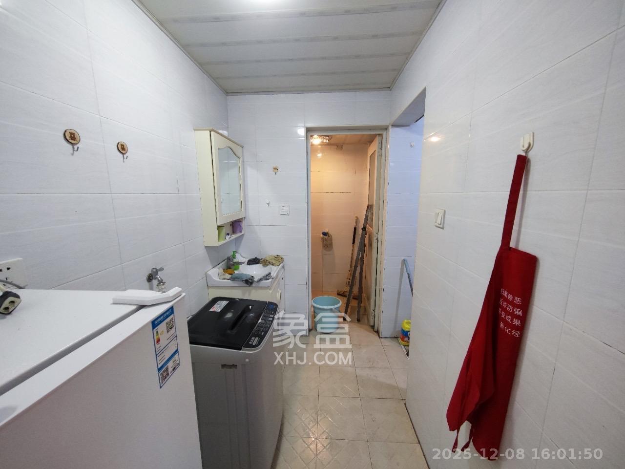 华尔街中心  1室0厅0卫    2400.0元/月室内图