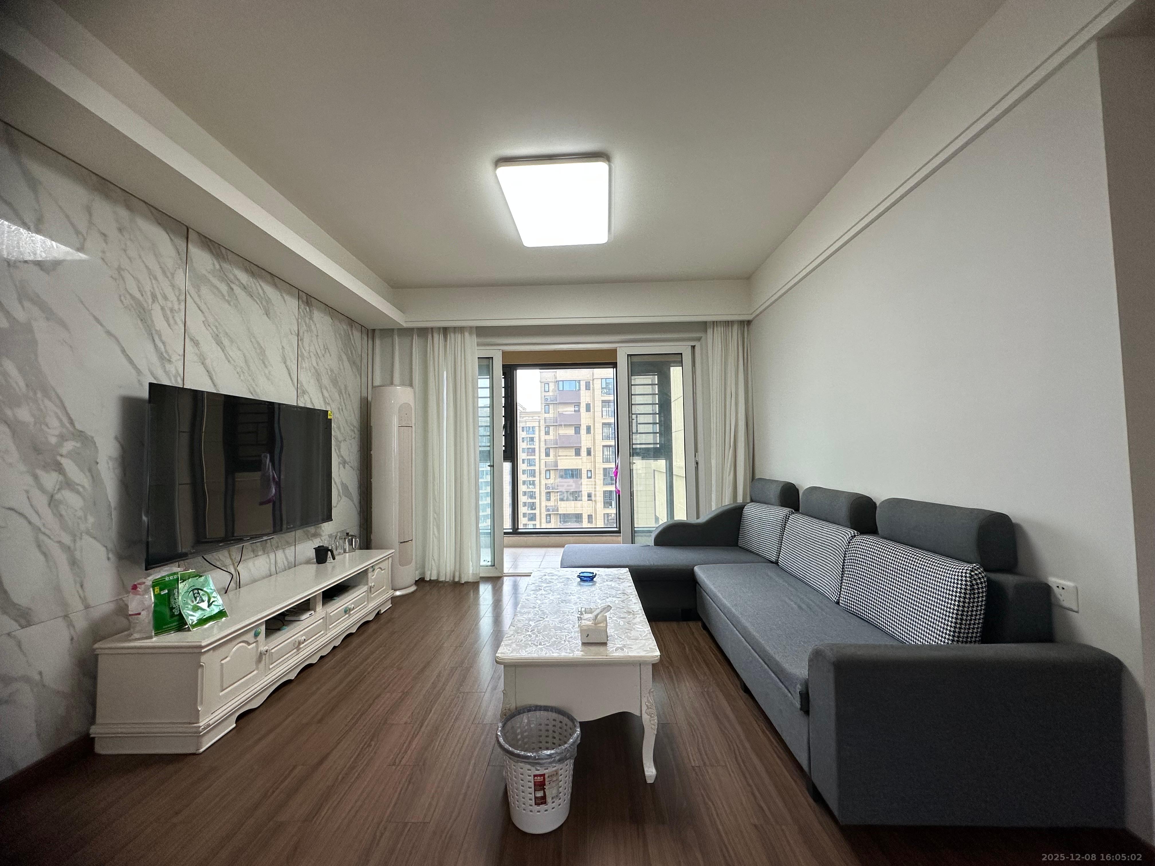 保利香槟国际E区