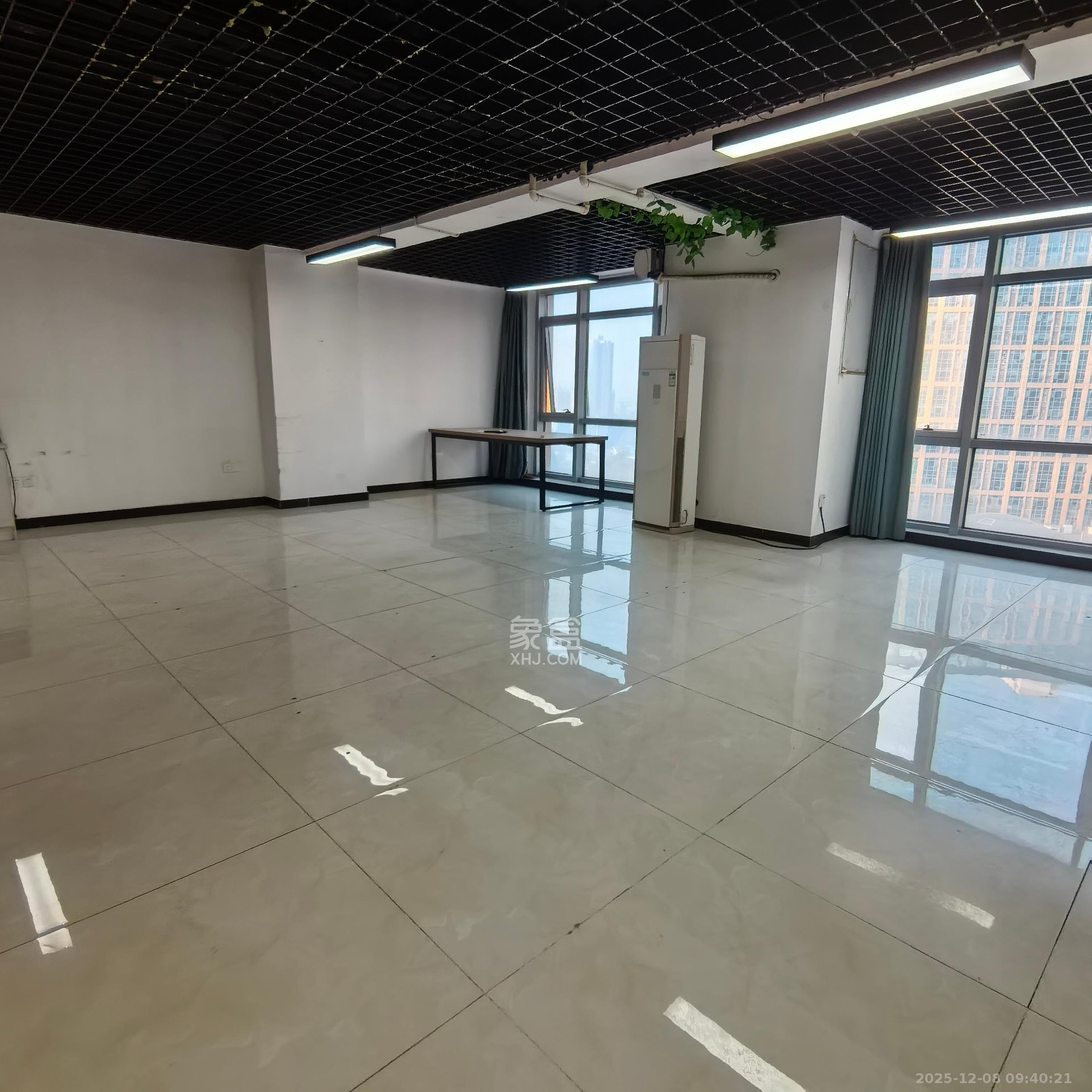 奥克斯缔壹城 1室1厅1卫 1800.0元/月 奥克斯缔壹城 1室1厅1卫 1800.0元/月室内图